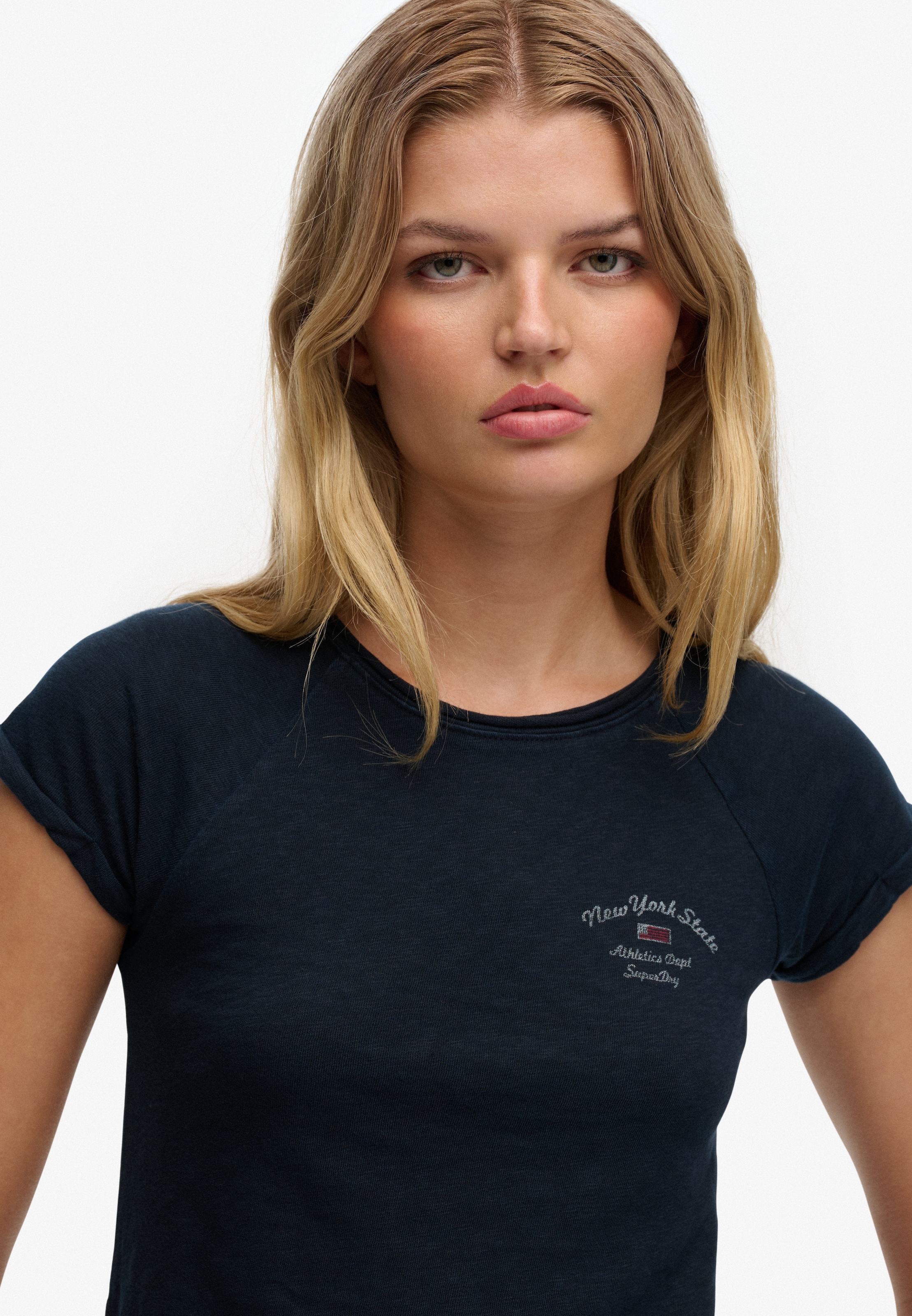 Superdry Kurzarmshirt »ATH ESS SLUB GRAPHIC TEE« Baumwolle, skinny fit