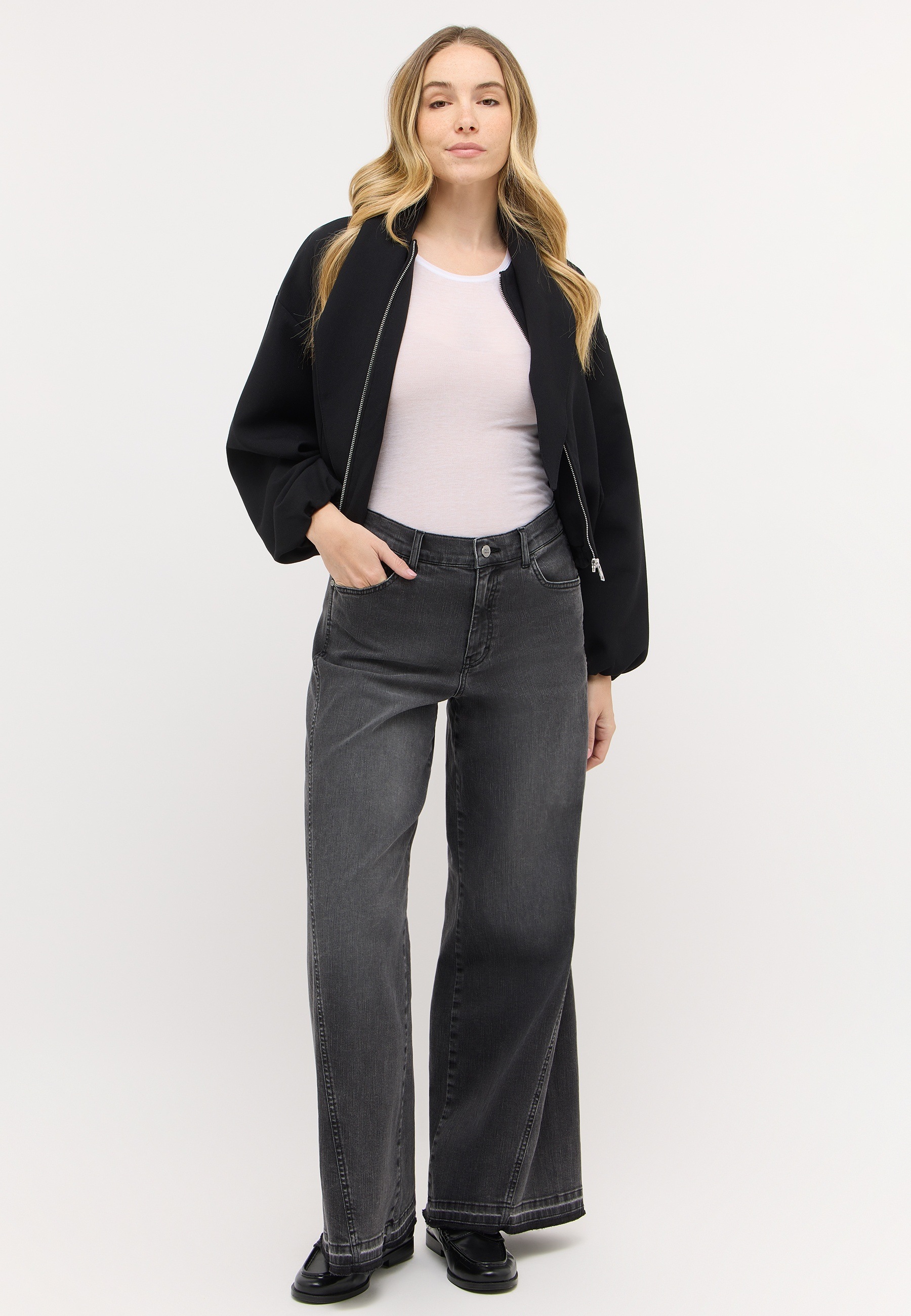 ANGELS Schlagjeans »LIVA EDGY« mit extraweitem Bein und Teilungsnaht
