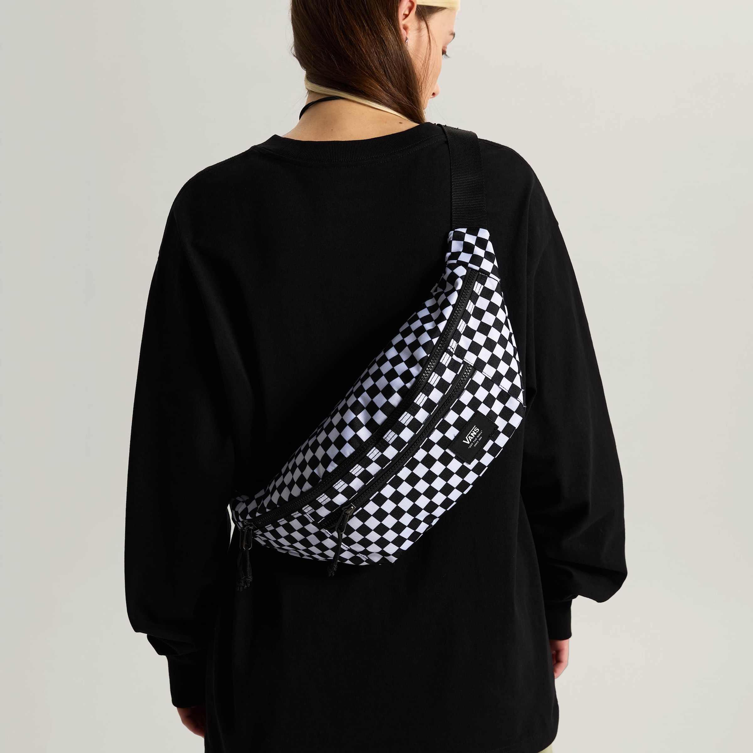 Vans Gürteltasche »WARD CROSS BODY PACK« aus Nylon, mit Polyesterfutter, 4 Liter Volumen, für Erwachsene