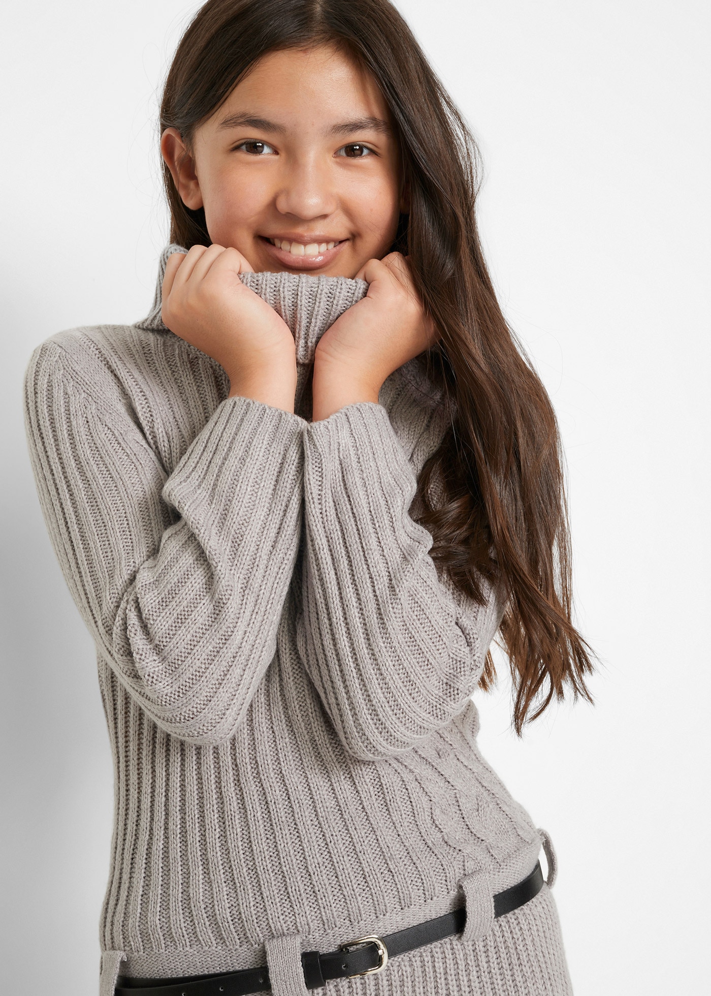 bonprix 2-in-1-Kleid Set, 2 tlg. für Alltag, Grobstrick, mit seitlich versetztem Zopfmuster