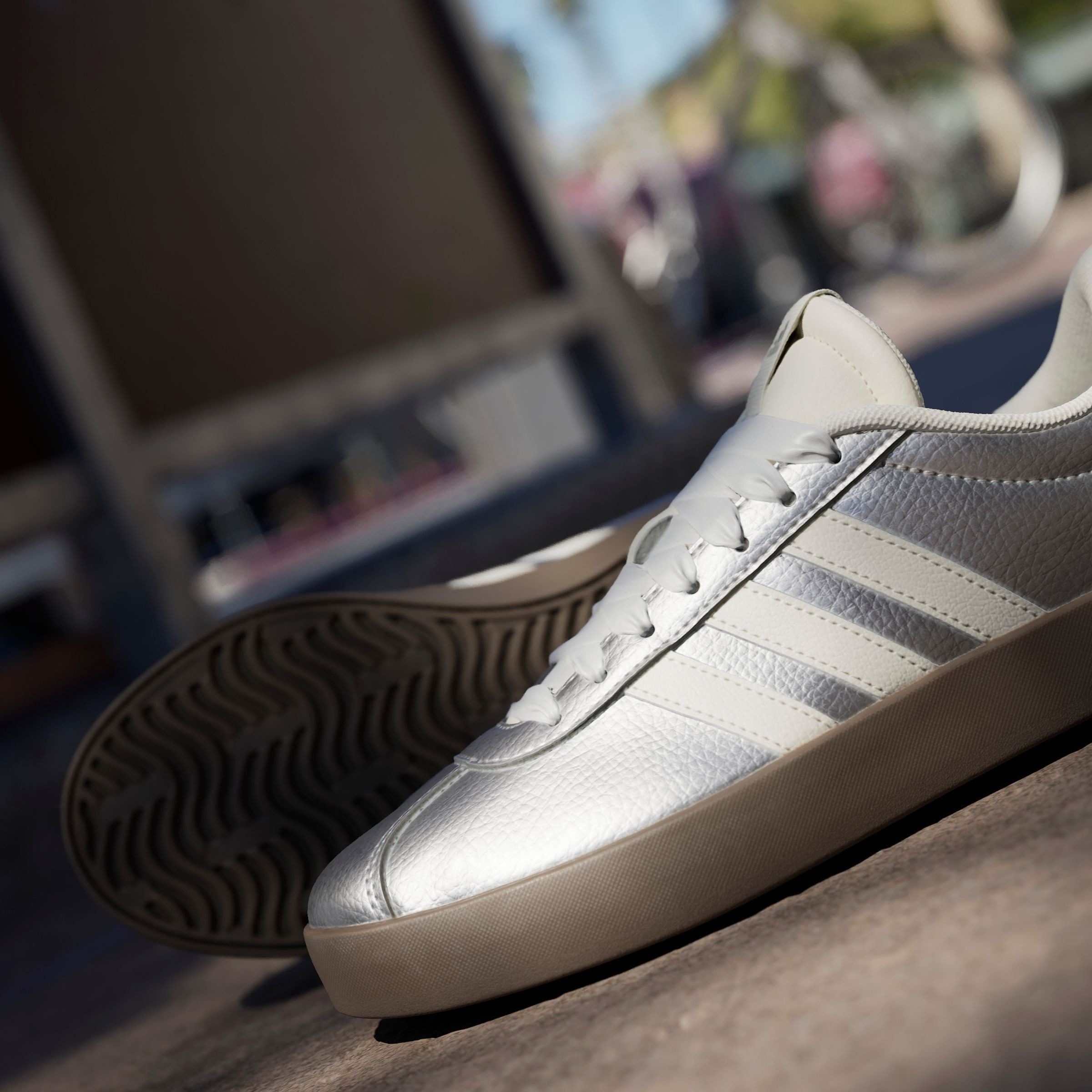 adidas Sportswear Sneaker »VL COURT 3.0«, inspiriert vom Design des adidas samba