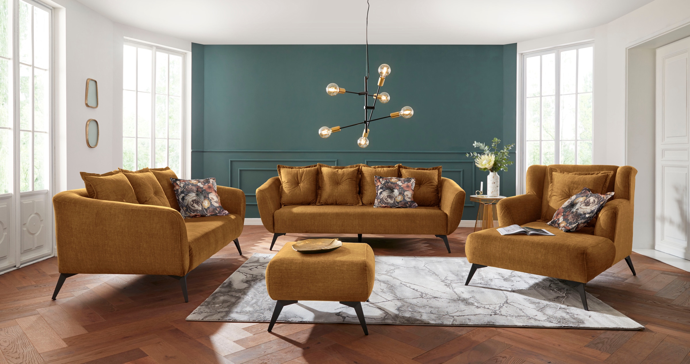 Home affaire 2,5-Sitzer »Baggio, Breite 196 cm, modern romantisches Design« Zierkissen inklusive, Komfortsitzhöhe 45 cm, schwarze Metallfüße