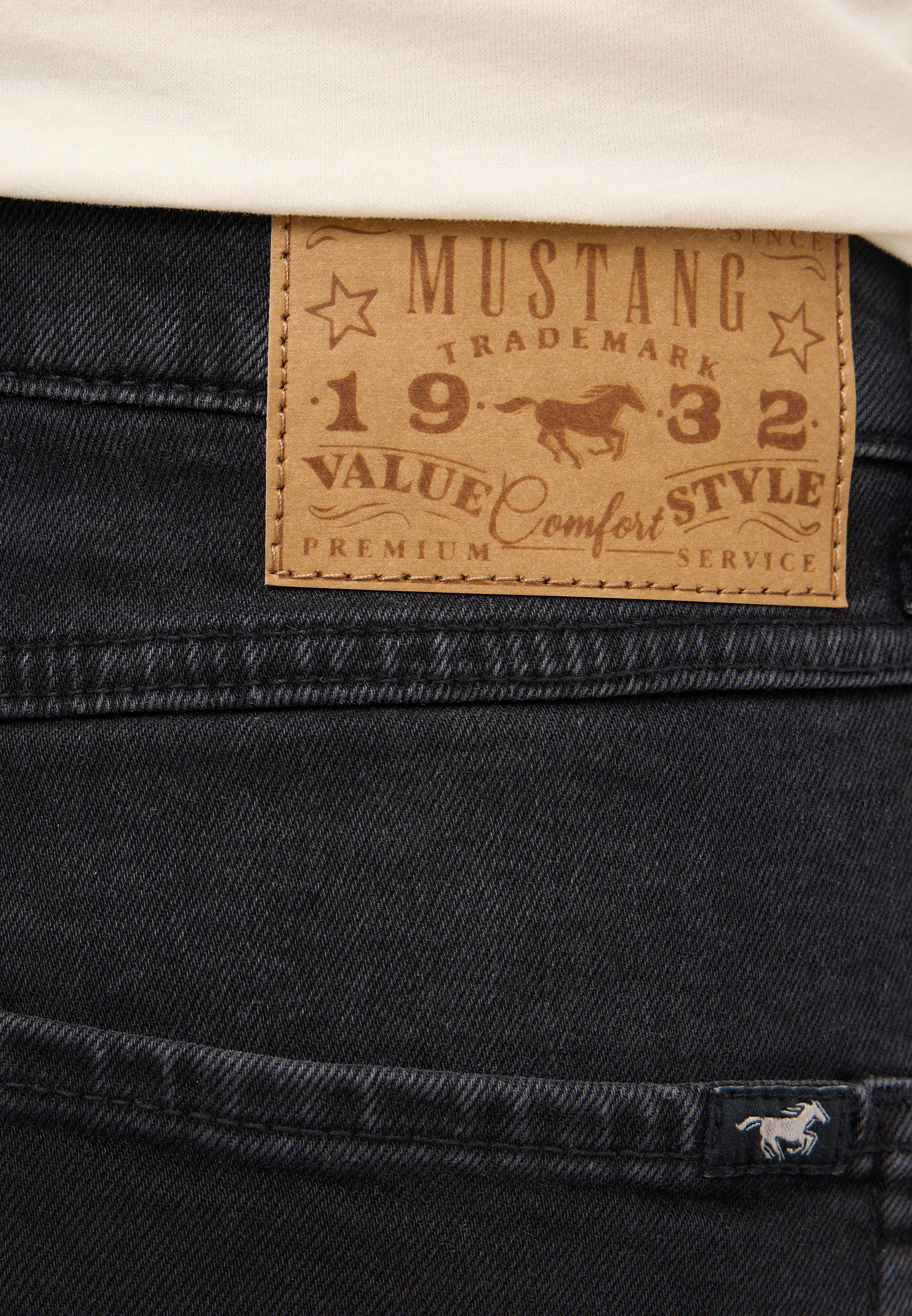 MUSTANG 5-Pocket-Hose »Damen Style Kleo Barrel Leg«