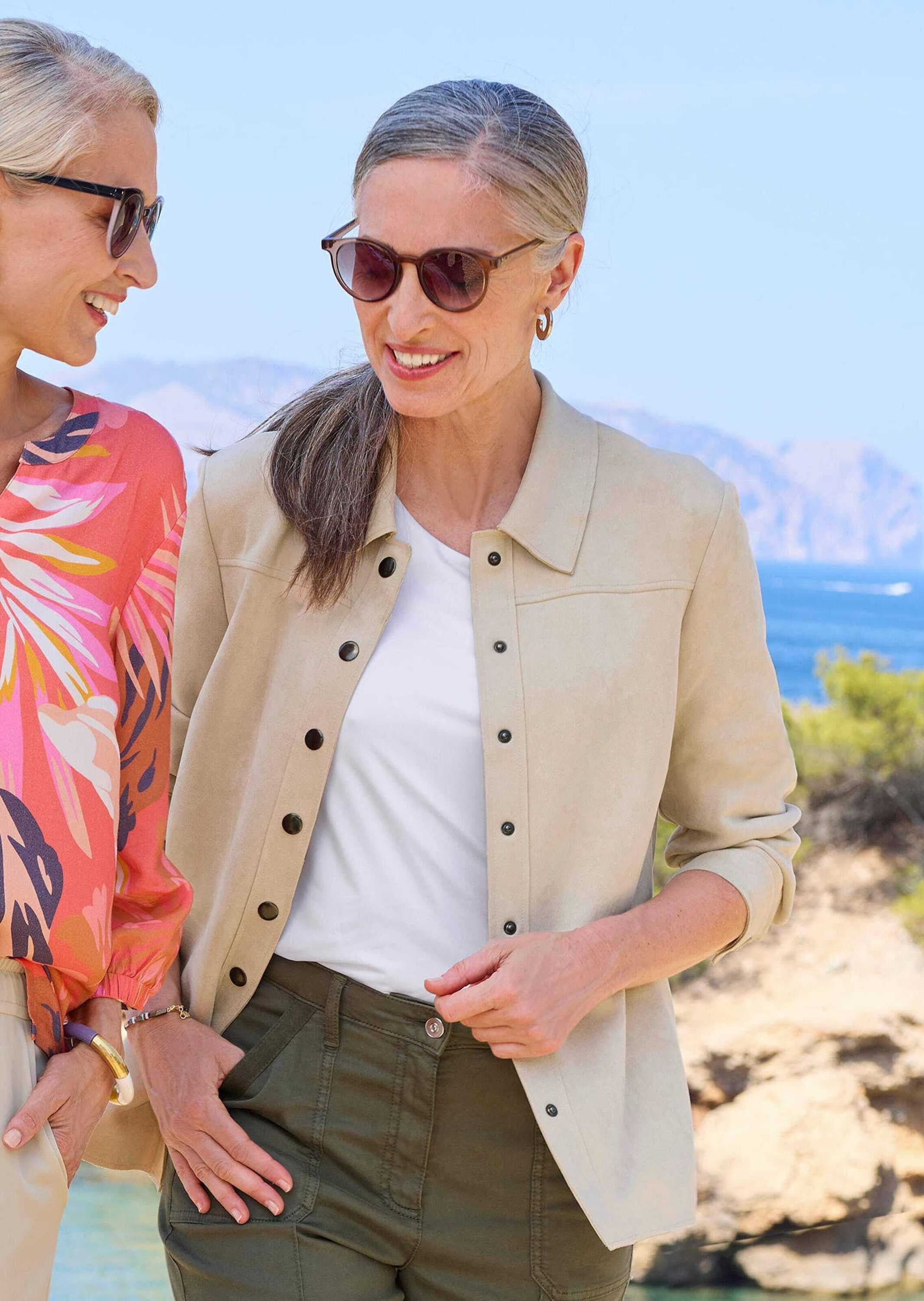 GOLDNER Kurzjacke »Kurzgröße Leichte Damenjacke in Velourslederoptik«