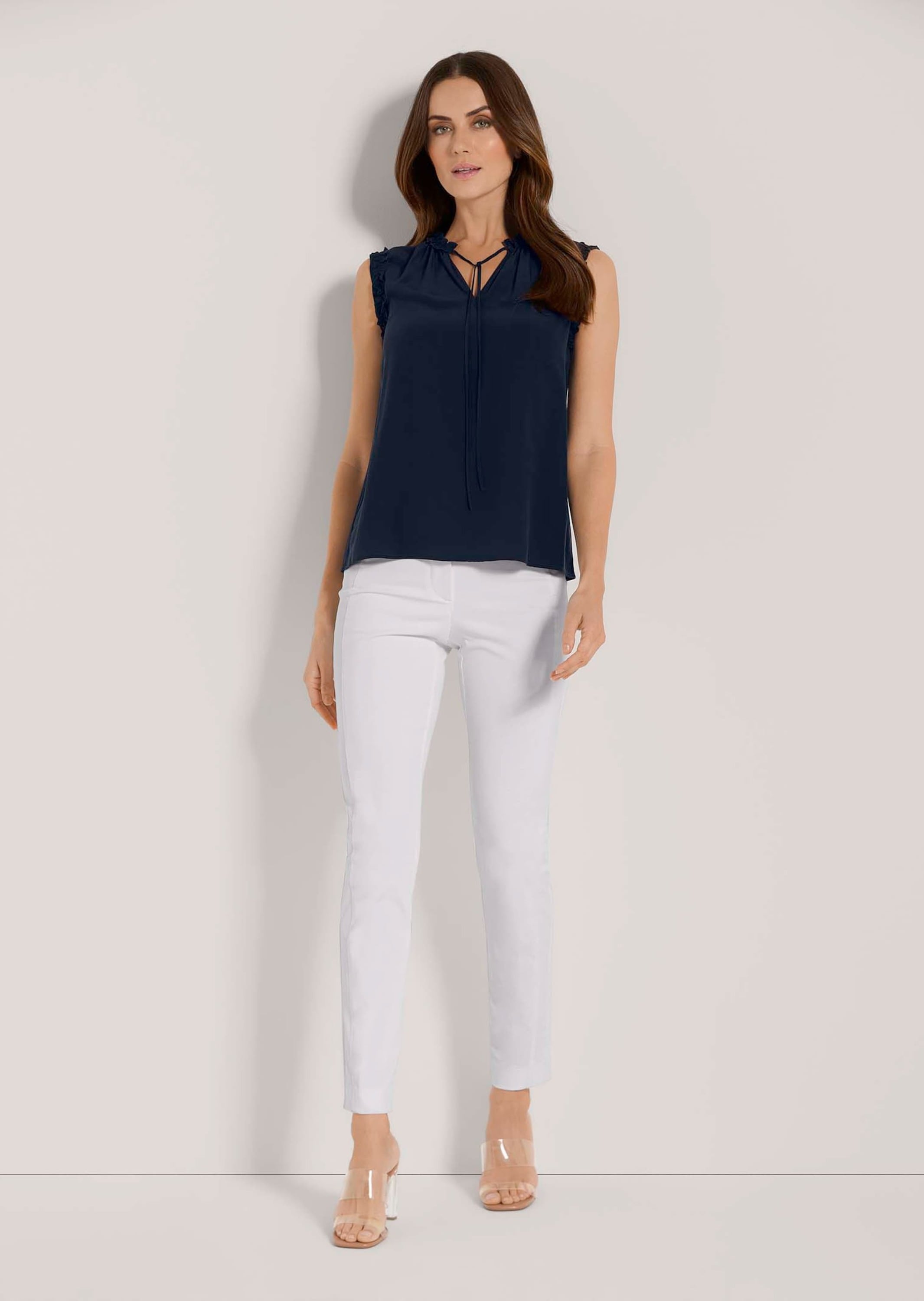 MADELEINE Kurzarmshirt »Blusentop Ärmelloses Top aus reiner Seide«