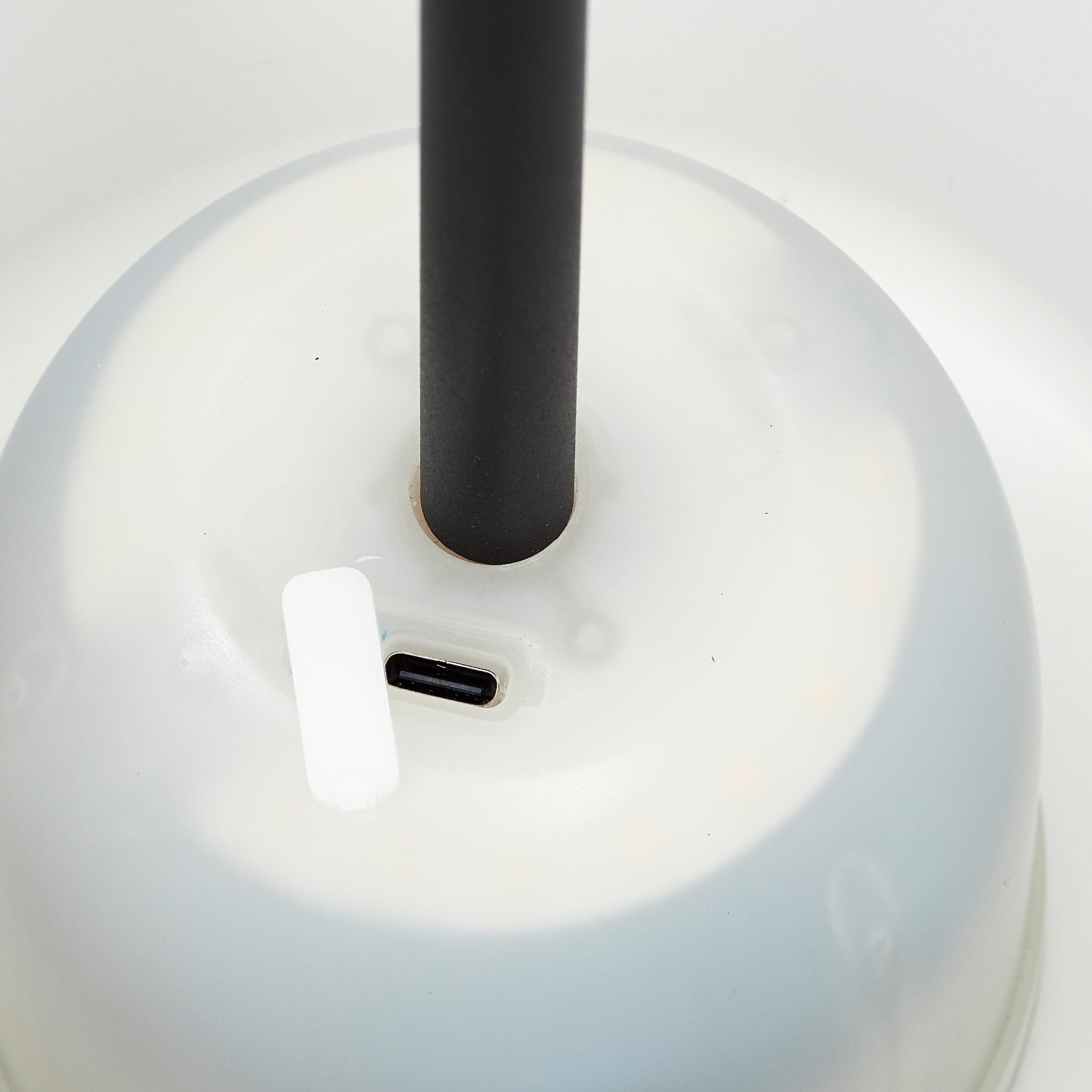 Brilliant LED Außen-Stehlampe »Kaami - mobile LED Außen Stehlampe«, Akkubetrieben, 129 cm, 350 lm, 3000 K, 3-Stufen dimmbar, Metall