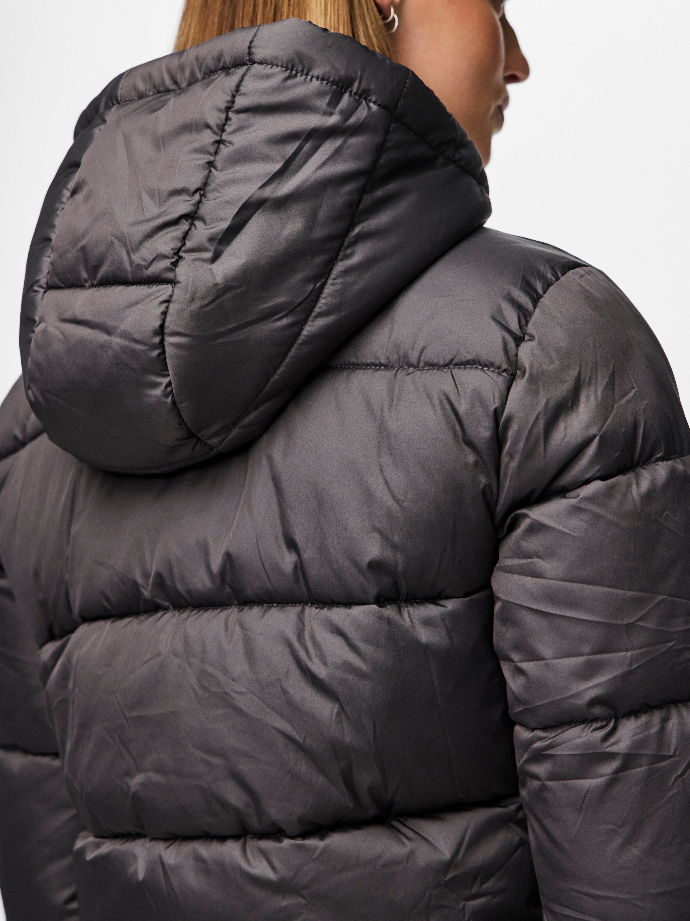 pieces Steppjacke »PCBEE NEW SHORT PUFFER JACKET NOOS BC«, mit Kapuze