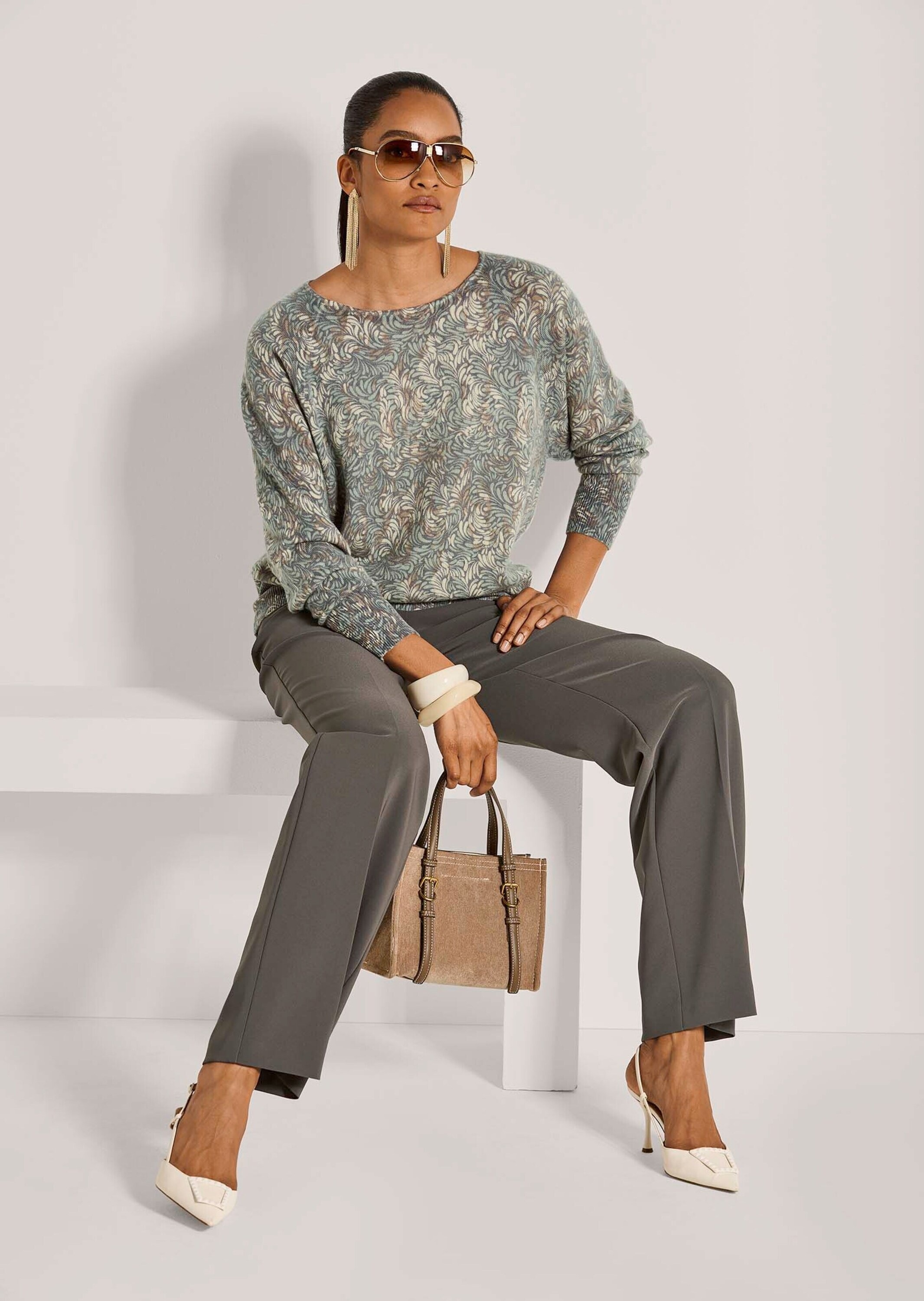 MADELEINE Longpullover »Kaschmirpullover Stilvoller Strickpullover mit Fledermausärmeln« Good-Cashmere-Qualität