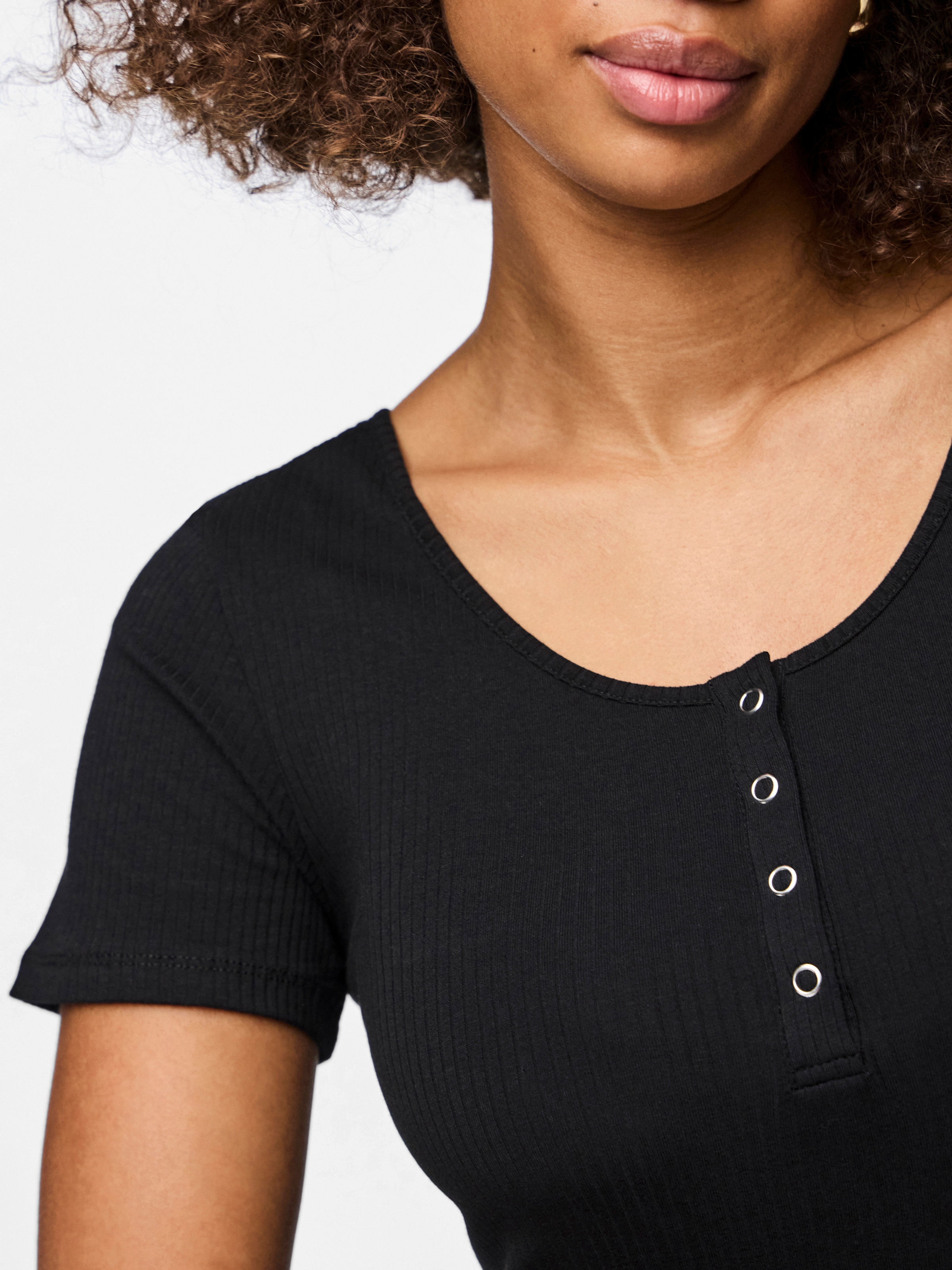 pieces Kurzarmshirt »PCKITTE SS TOP NOOS BC« Baumwollmischung, slim fit