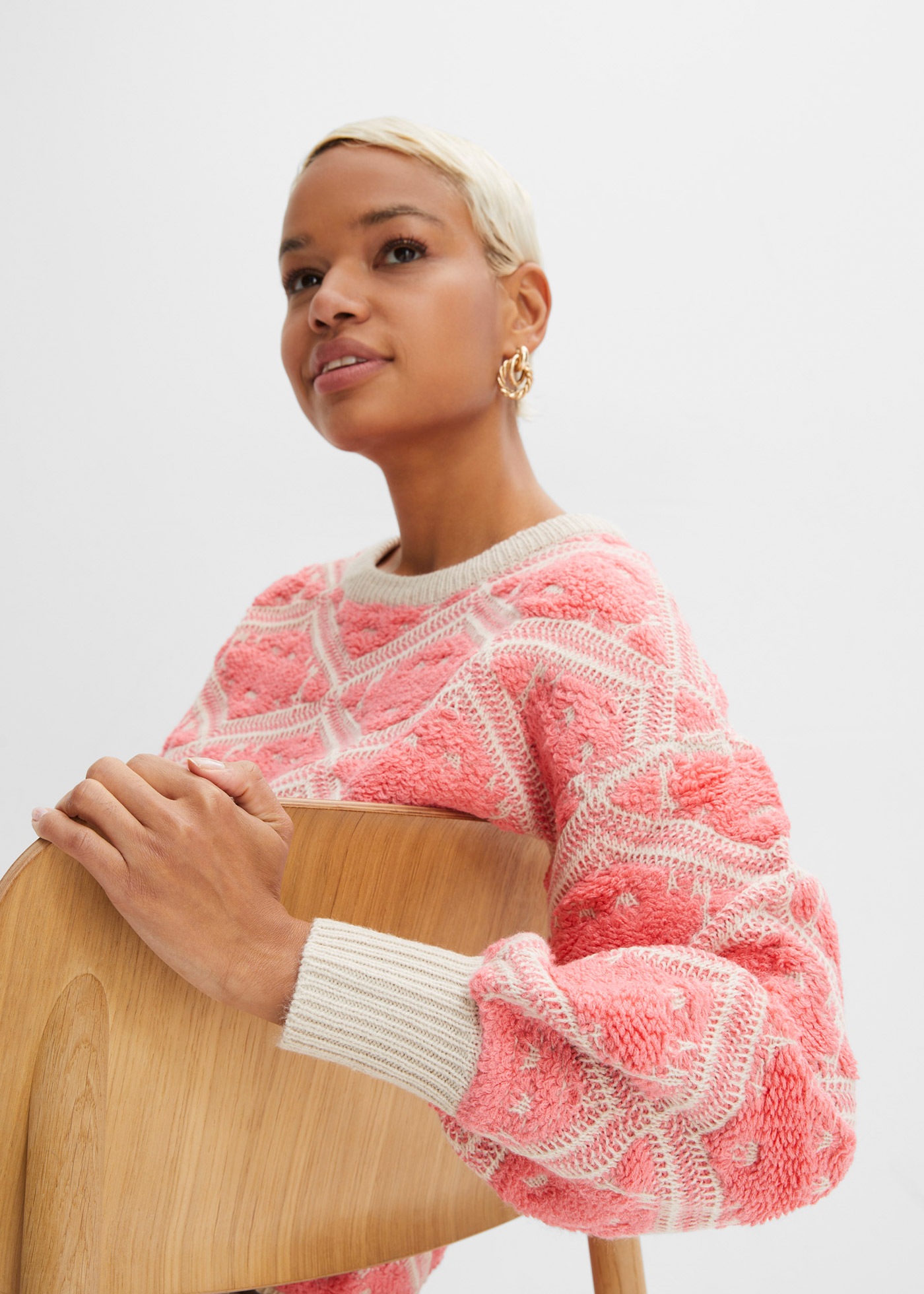 bonprix Strickpullover mit Rundhalsausschnitt, mit Jacquard-Muster, Langarm