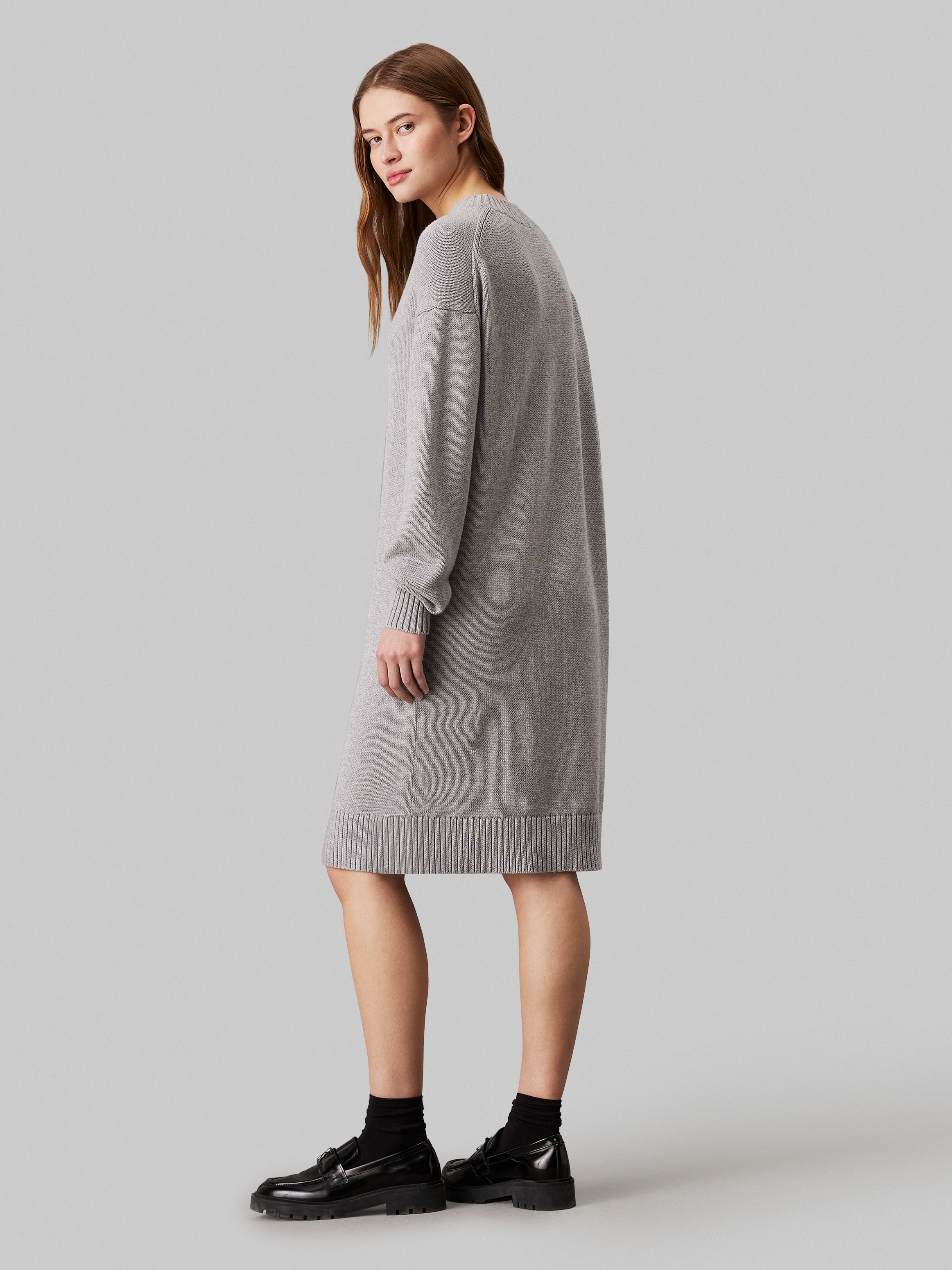 Calvin Klein Jeans Strickkleid »CK INTARSIA LOOSE SWEATER DRESS«, mit Logostickerei