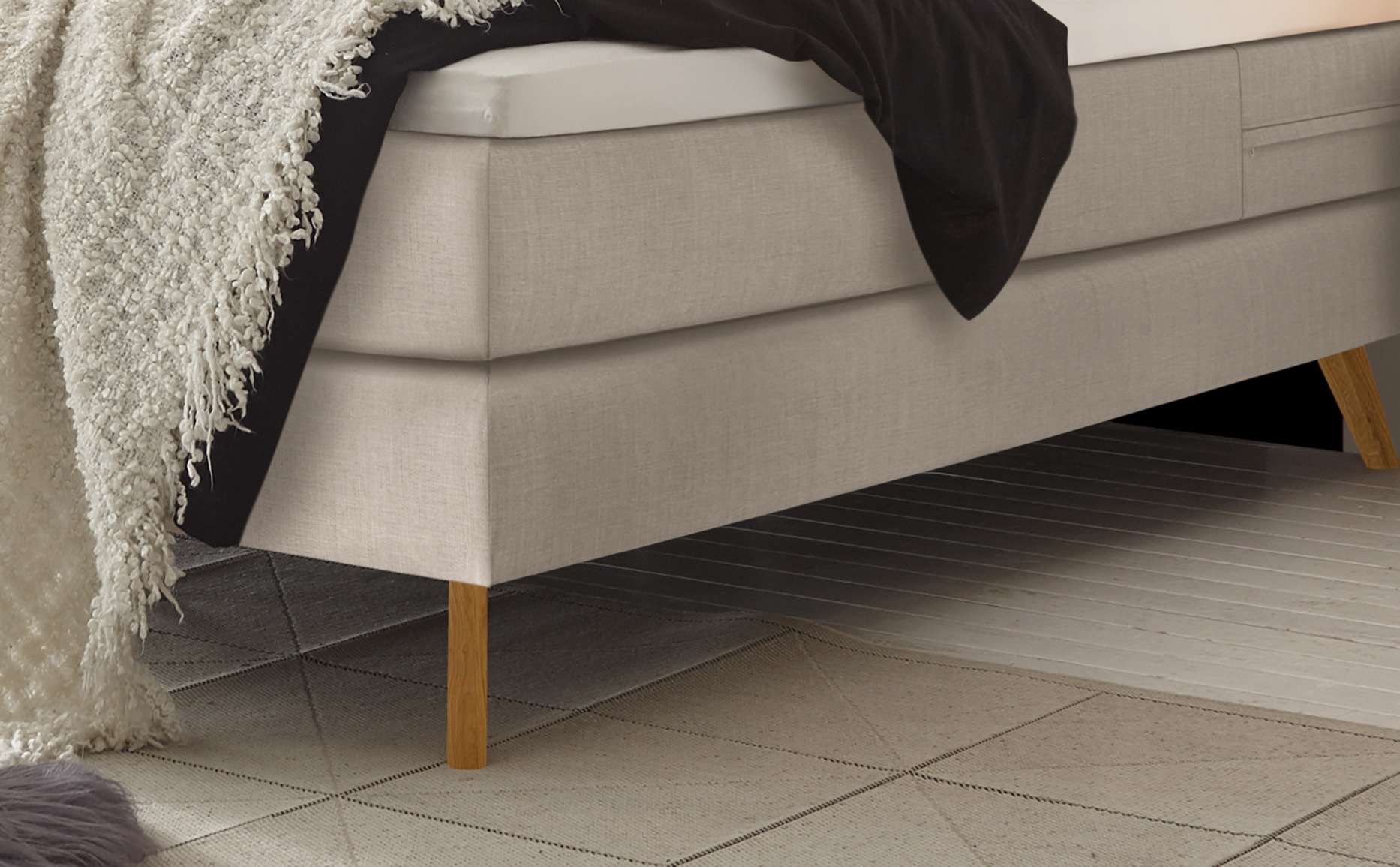 HASENA Boxspringbett Nordic, inkl. Topper, Kopfteilrahmen und Füsse aus massiver Eiche