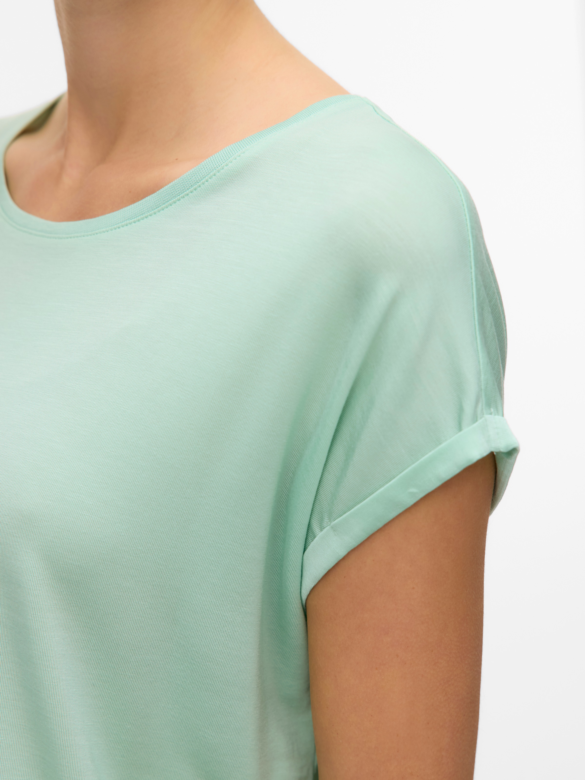 Vero Moda Rundhalsshirt »VMAVA PLAIN SS TOP GAJRS NOOS«