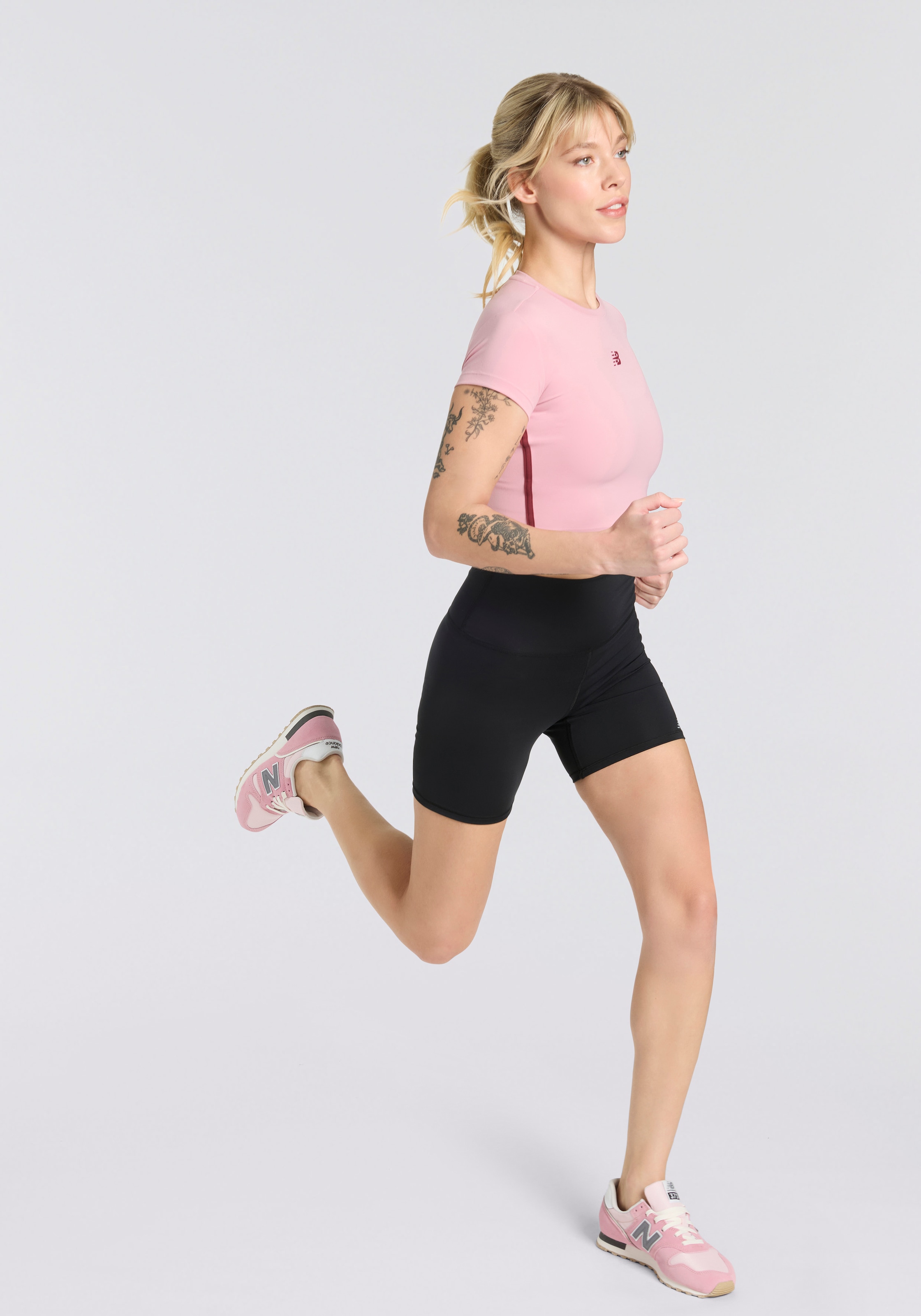 New Balance Laufshorts »Harmony High Rise Short 6"«