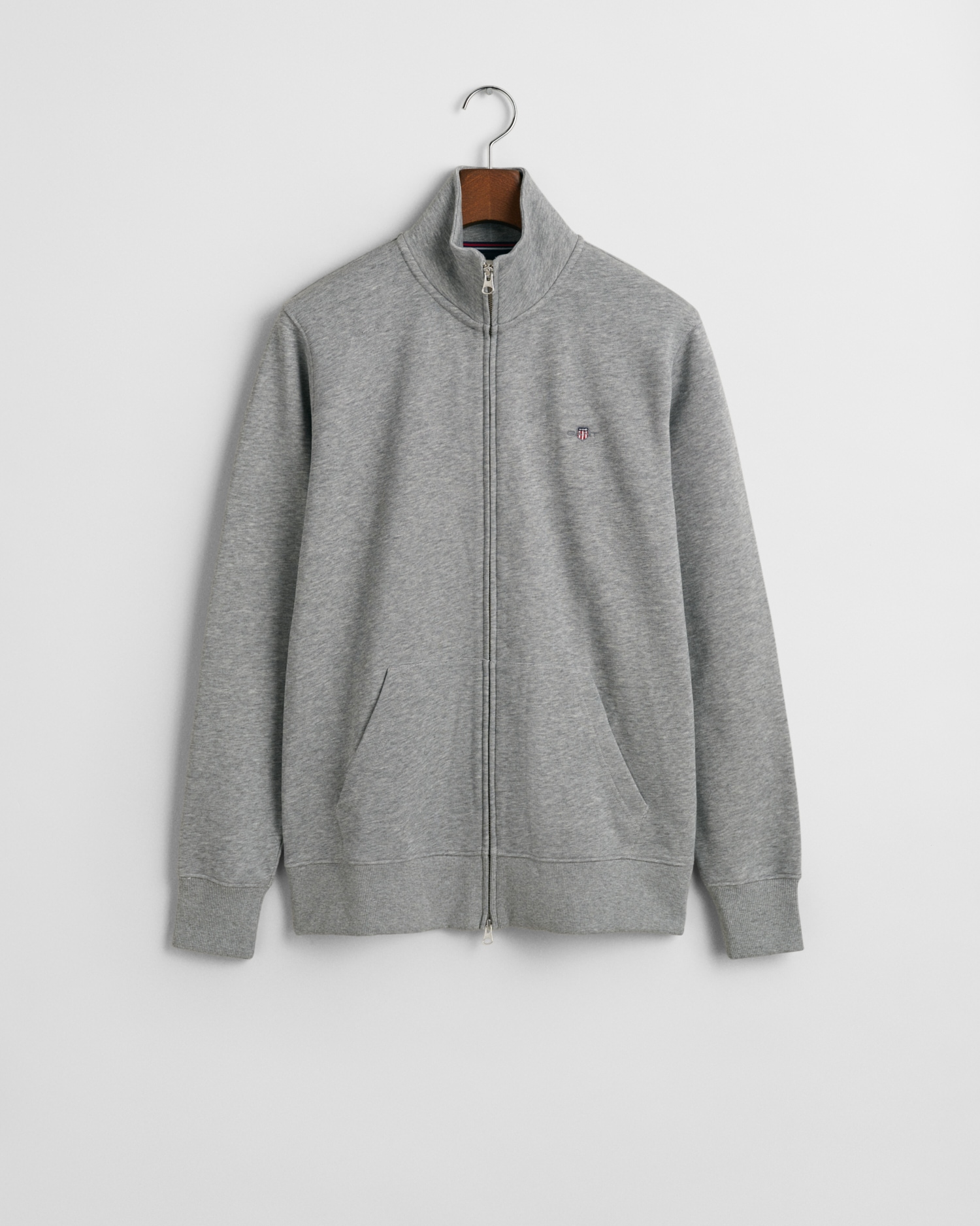 Gant Sweatjacke »REG SHIELD FULL ZIP SWEAT«, mit Logostickerei auf der Brust