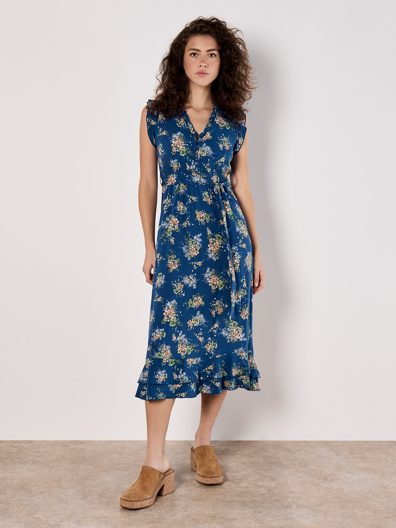 Apricot Midikleid »Midikleid« mit Bindeband, 2 tlg. mit Rüschen und Bindegürtel