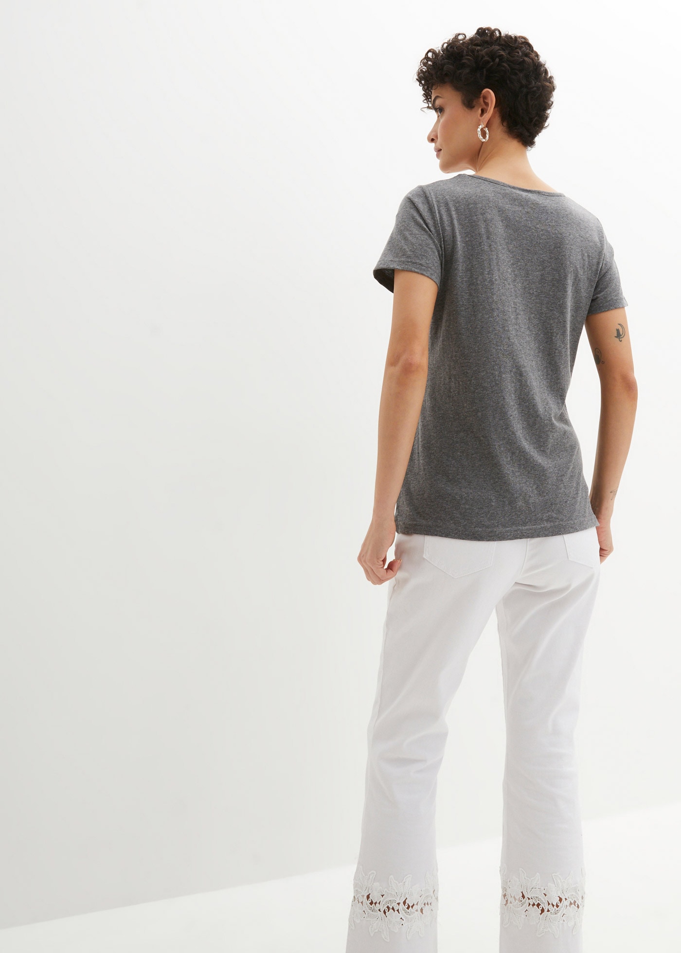 bonprix T-Shirt »T-Shirt« lockere Passform, Kurzarm-Design, weiter Rundhalsausschnitt