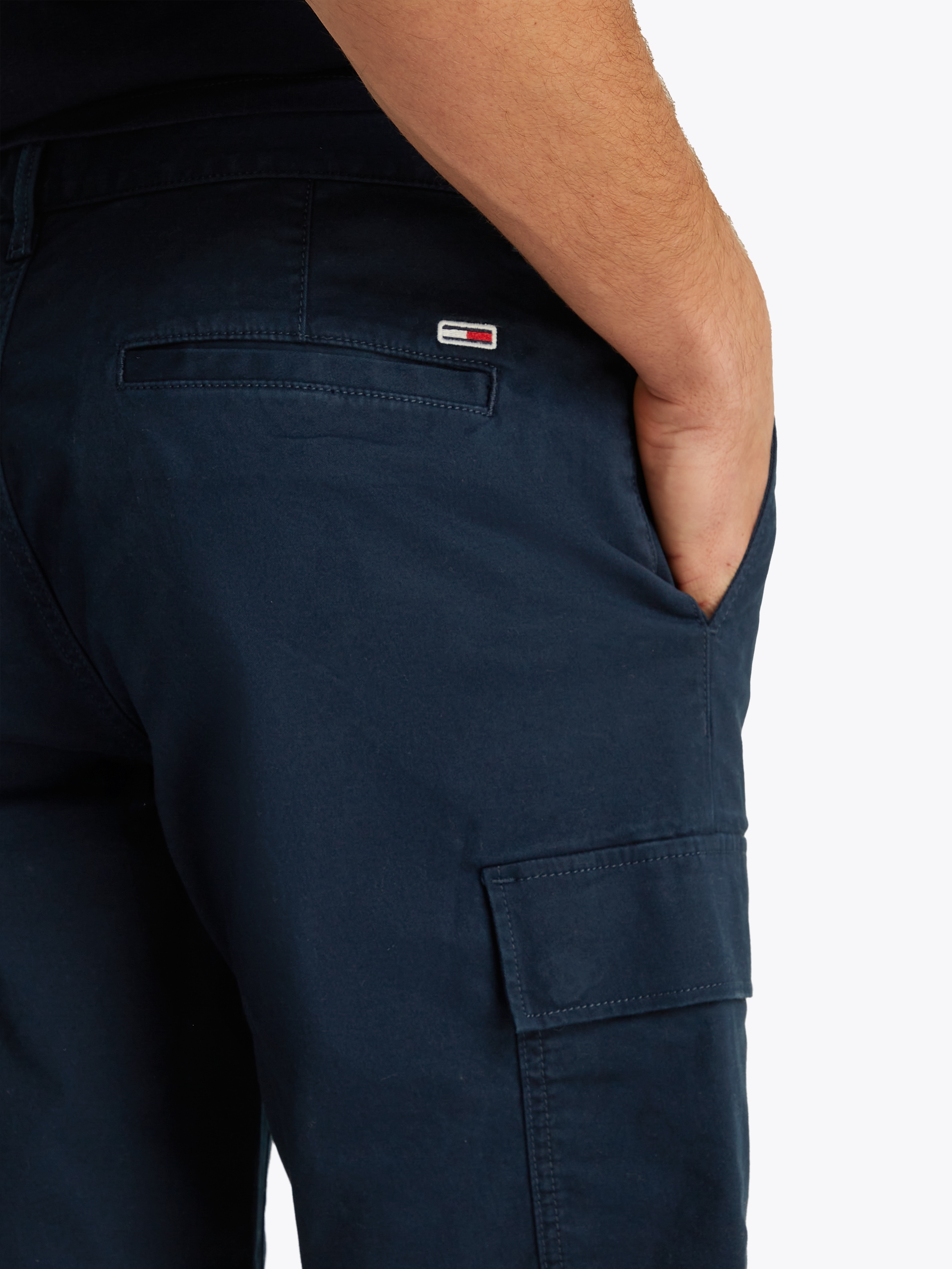 Tommy Jeans Cargoshorts »TJM SCANTON CARGO SHORT«, Mit Gürtelschlaufen