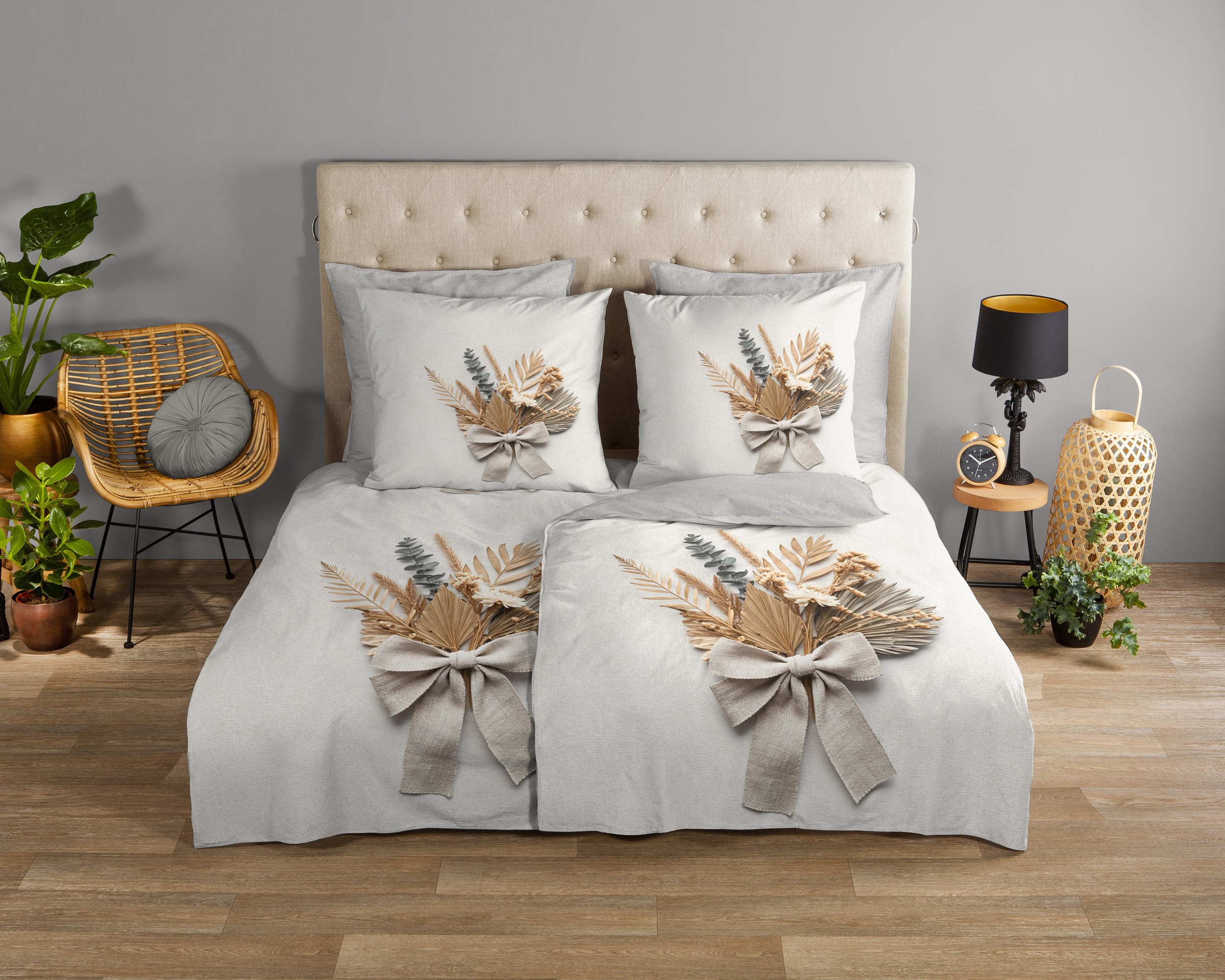 good morning Wendebettwäsche »Launo«, 100% Baumwolle, Renforcé, Reißverschluss, Wendeoptik, Schleife, Grau