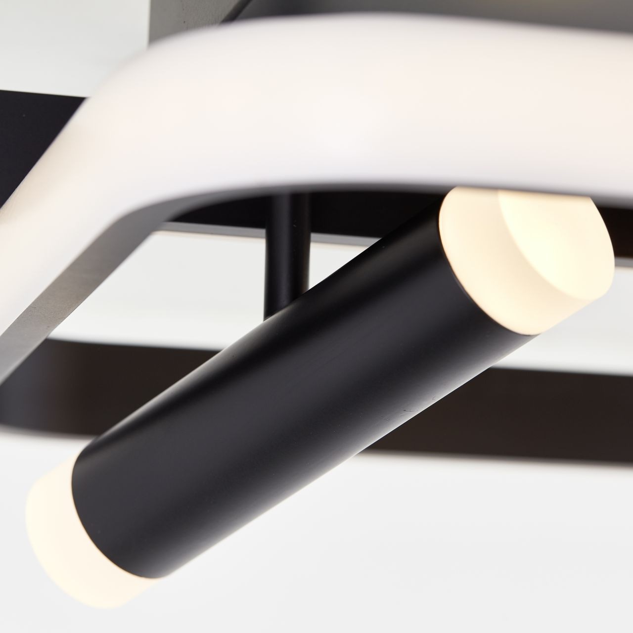 Brilliant Deckenleuchte »Dalida« 1 Stk. Farbwechsler LED  - dimmbar über Fernbedienung - 66x45cm - 7600 Lumen