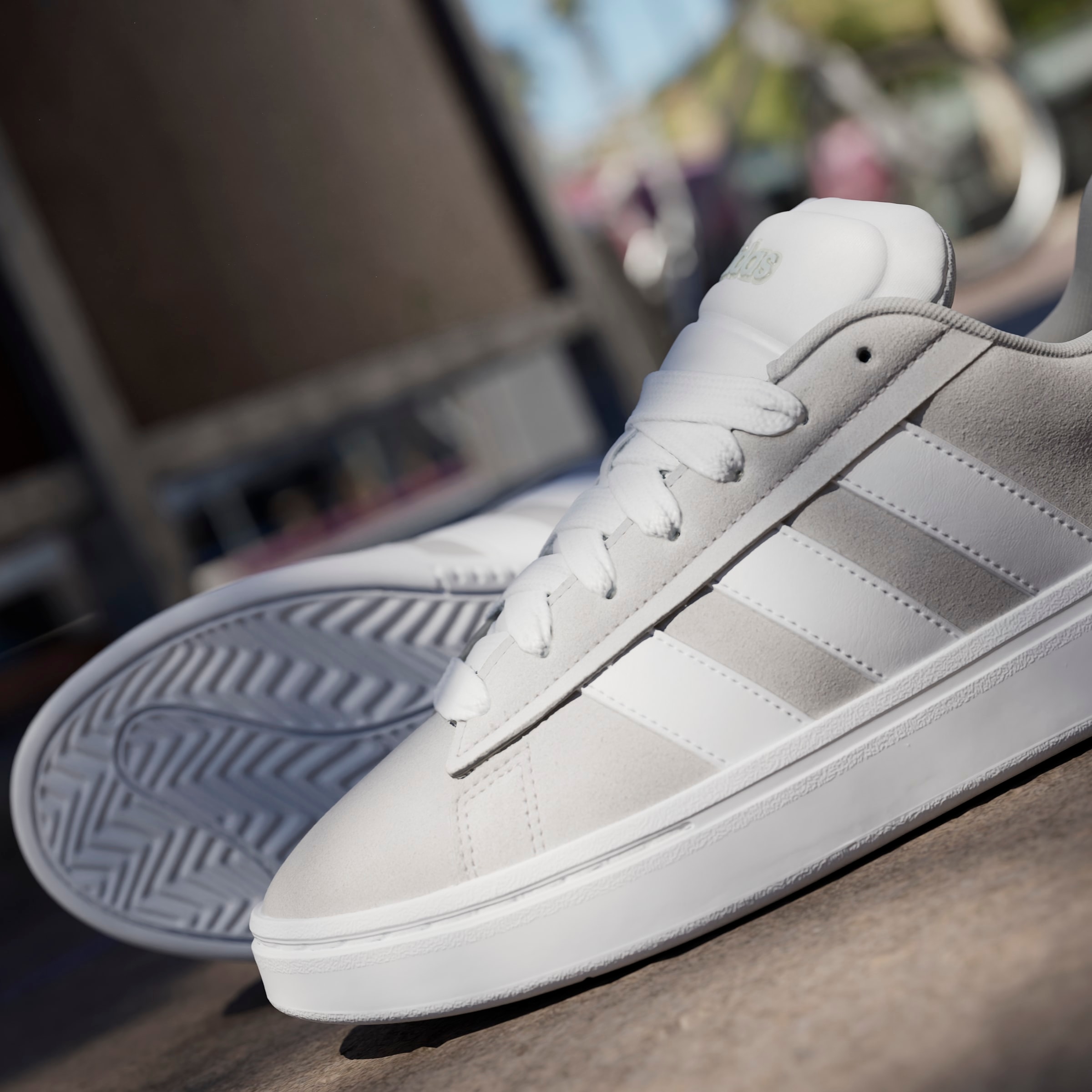 adidas Sportswear Sneaker »GRAND COURT ALPHA«  Design inspiriert vom adidas Campus 00
