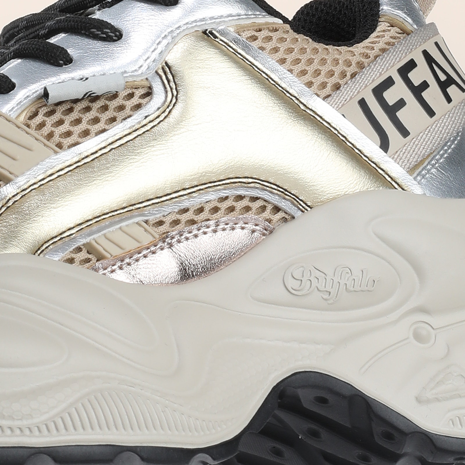 Buffalo Plateausneaker »YUNO«  Chunky-Sneaker, Schnürschuh, Leichtgewicht mit Memory Foam-Innensohle