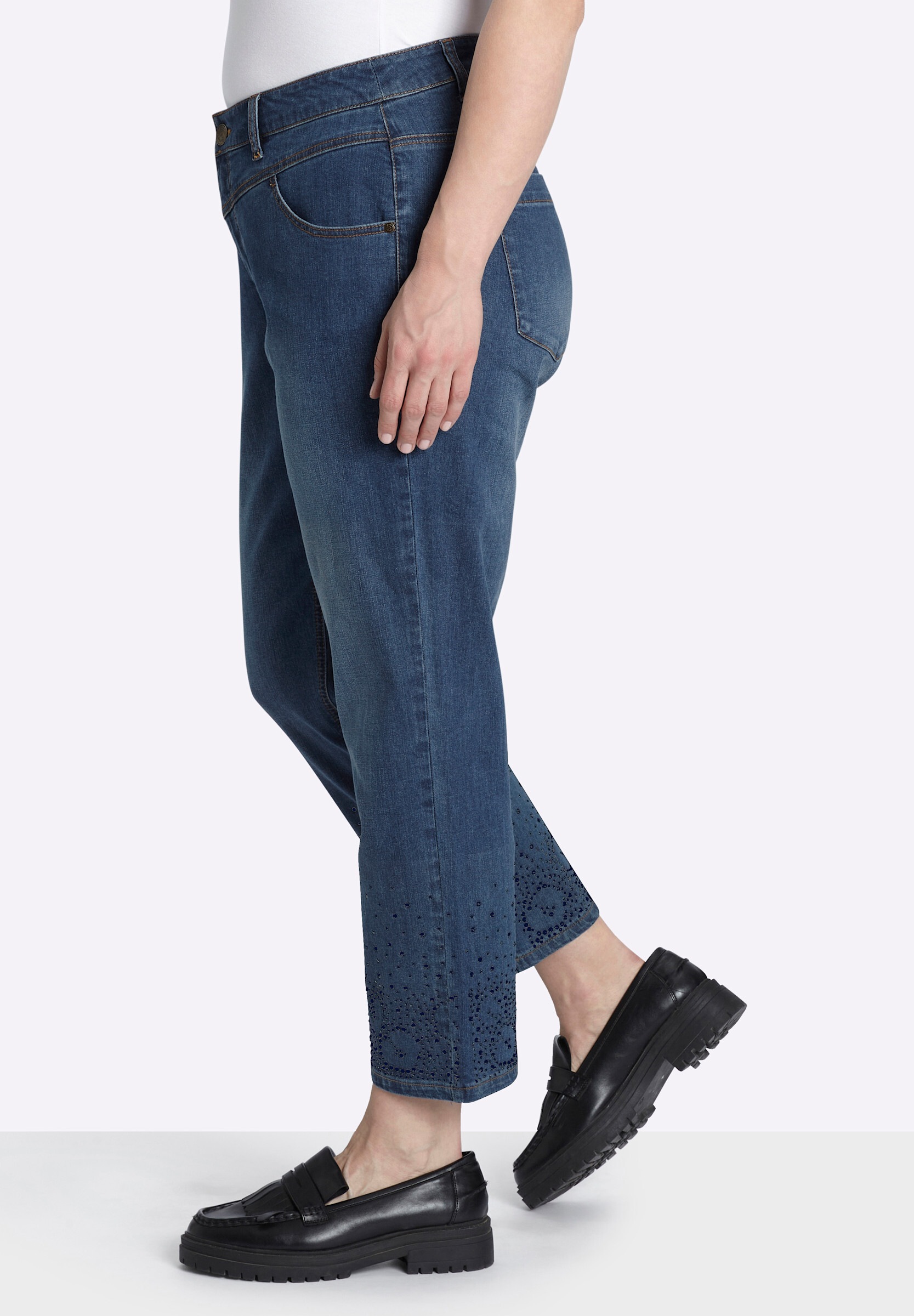 Sheego 5-Pocket-Jeans »Jeans Stretch-Jeans mit Ziersteinchen am Saum«