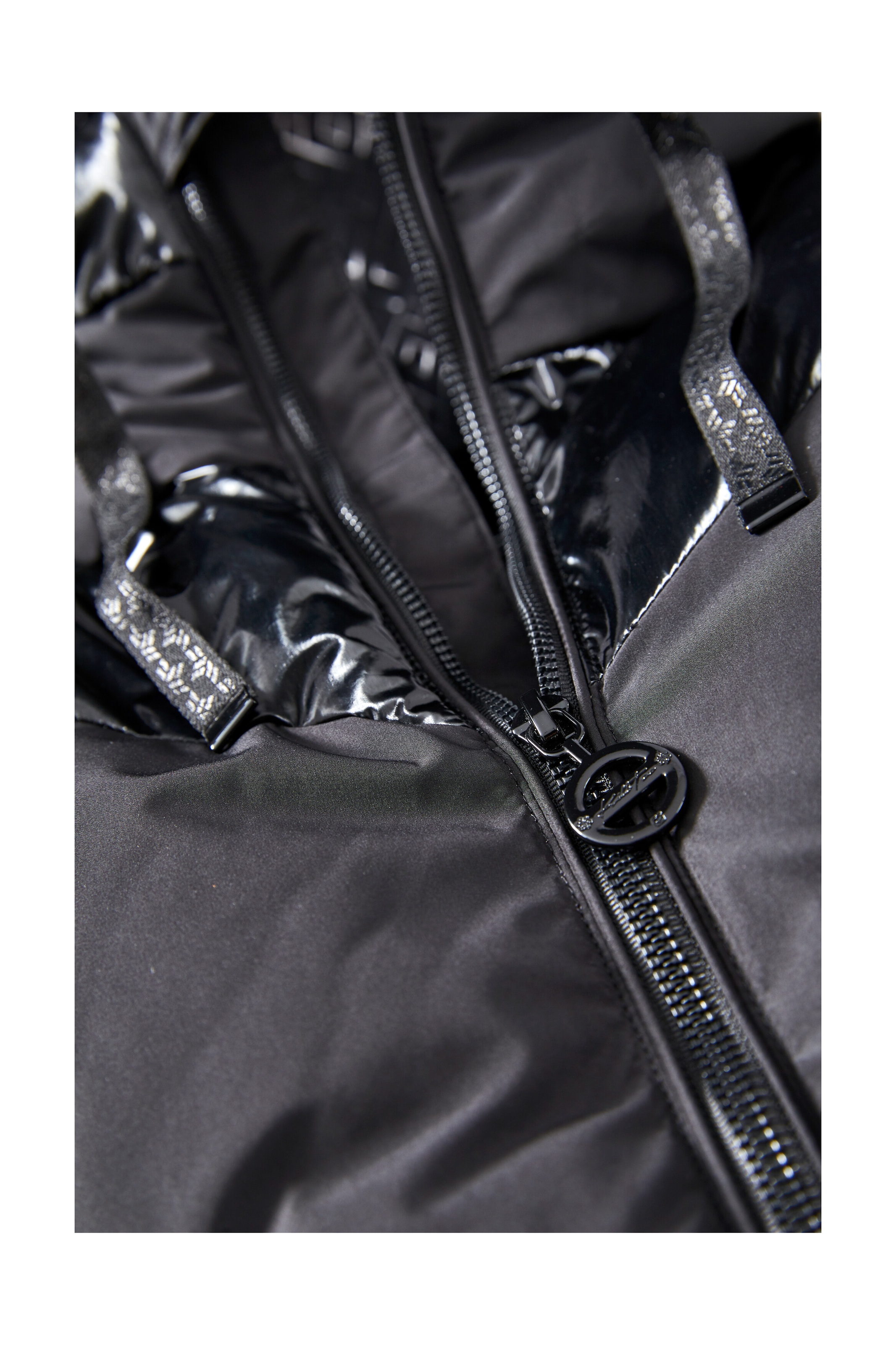 Killtec Skijacke »KSW 100 WMN SKI QLTD JCKT«, Winddichte, wasserabweisende Damenjacke mit abnehmbarem Schneefang