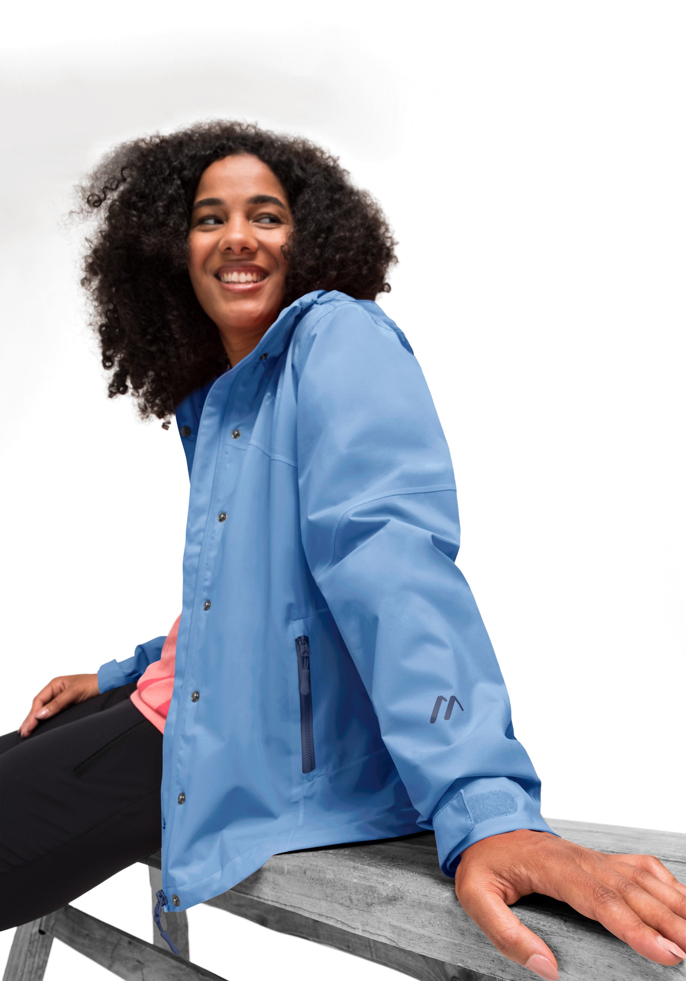 Maier Sports Outdoorjacke »Metor rec W«, Damen Regenjacke wasserdicht mit Kapuze, 2 Taschen außen, Innentasche