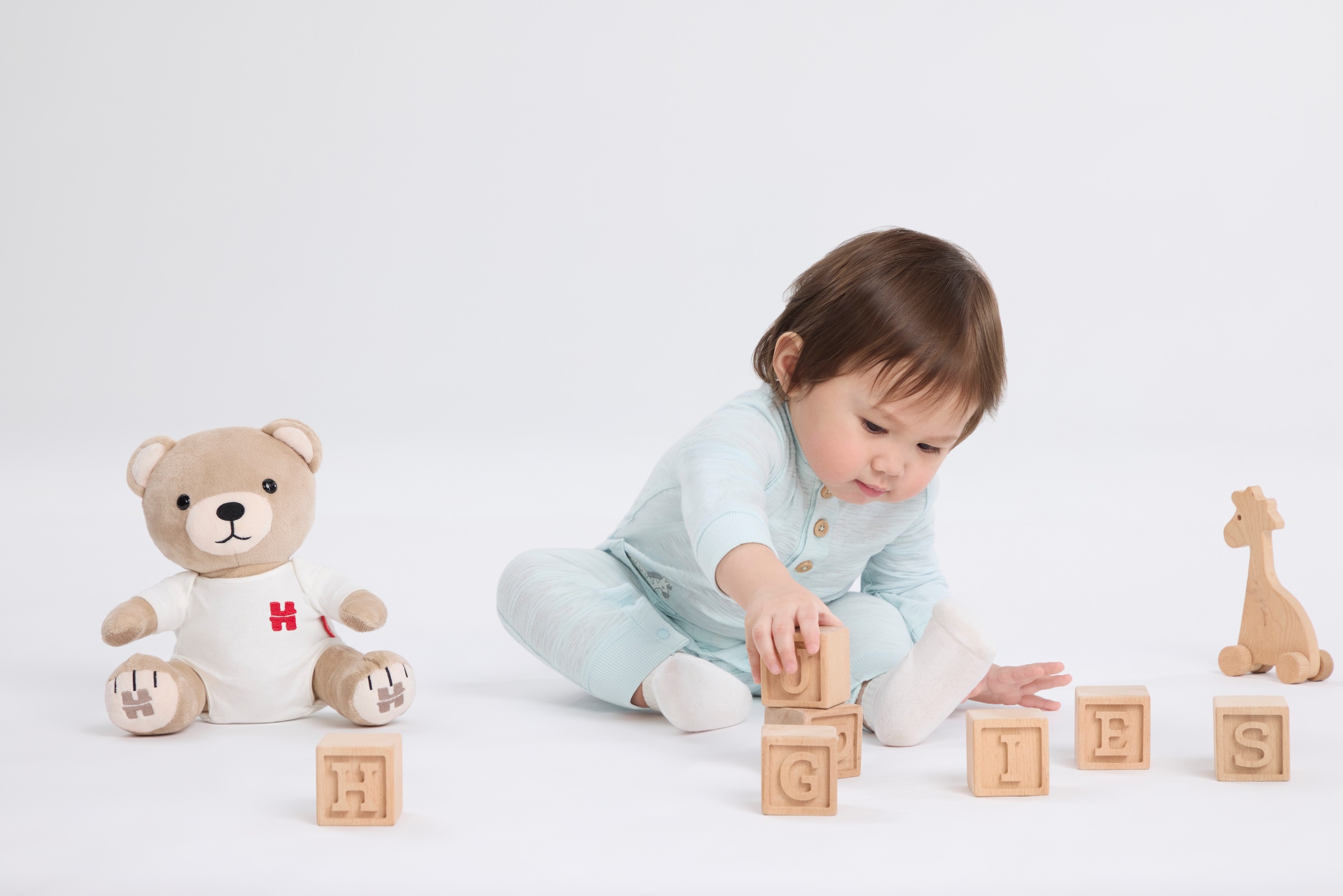 HUGGIES babywear Overall »HUGB COVERALL« mit Stickerei