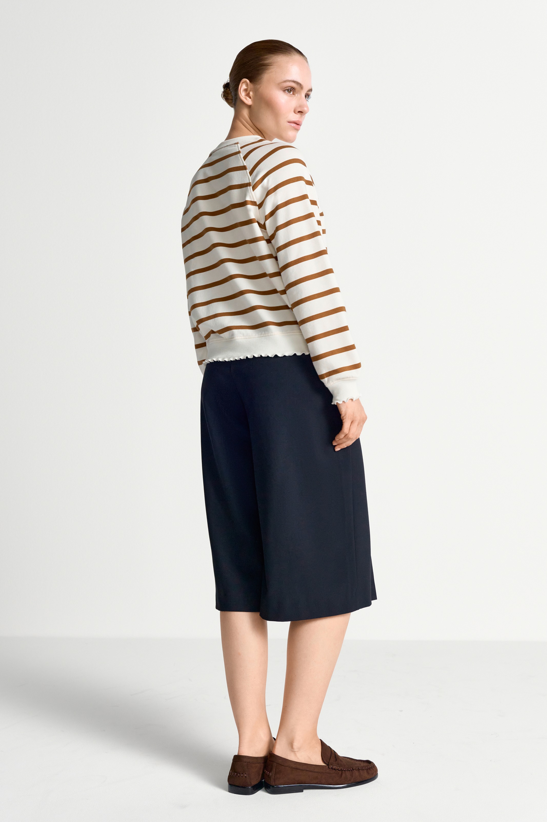 RICHROYAL Sweatshirt , tolle Applikation, Raglanärmel, gewellte Kanten
