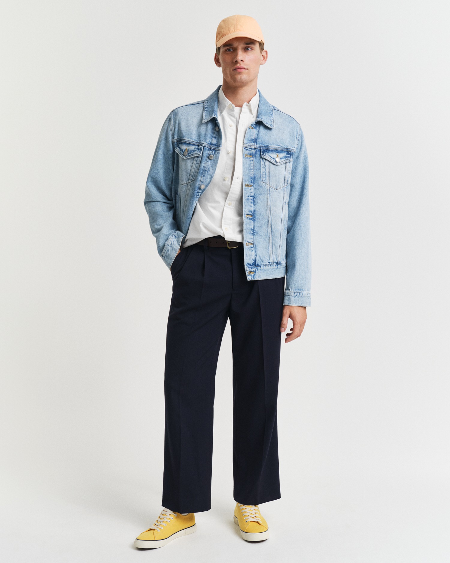 Gant Kurzarmhemd »REG OXFORD SHIRT«, Gant-Stickerei