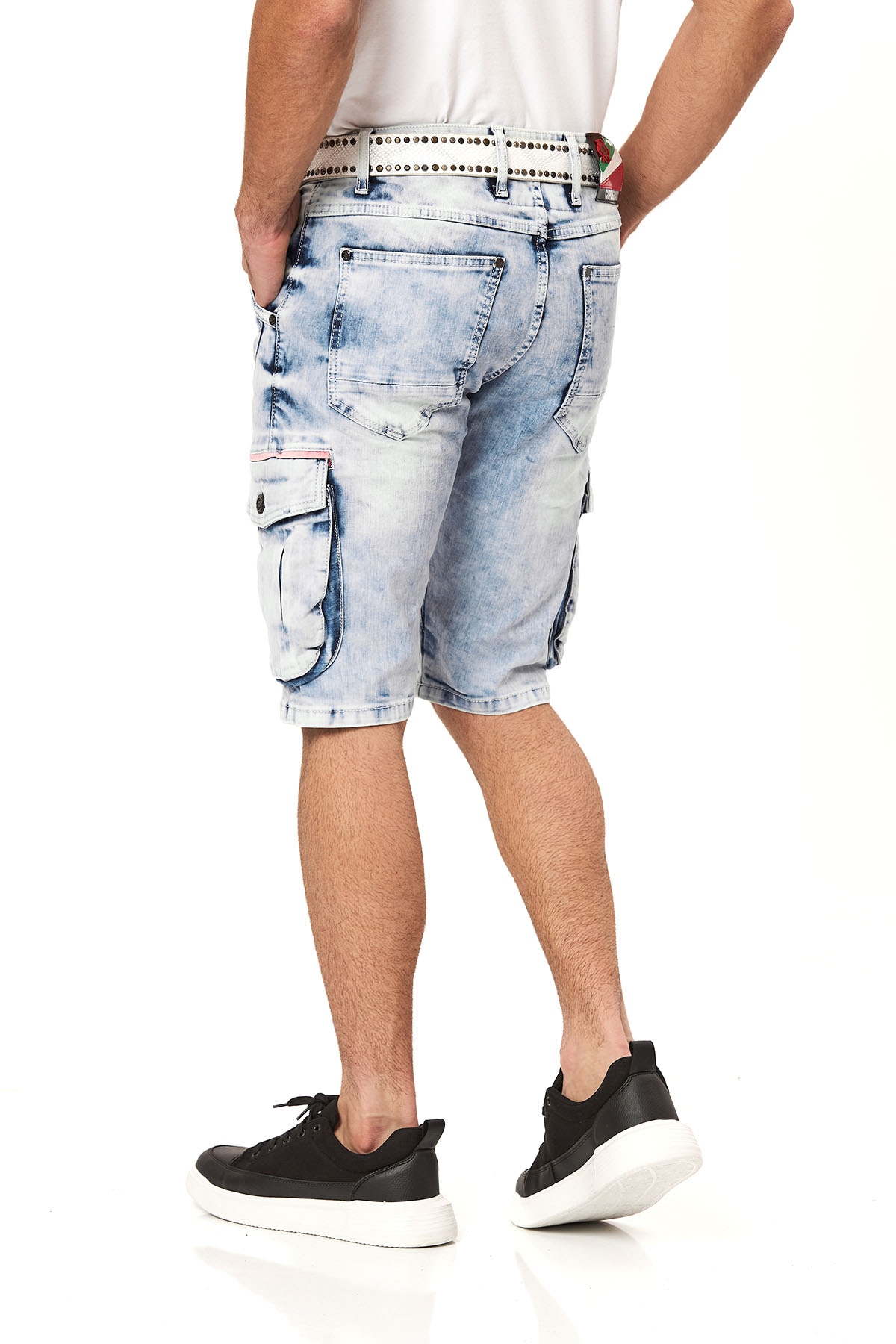Cipo & Baxx Jeansshorts Baumwollmischung, regular fit