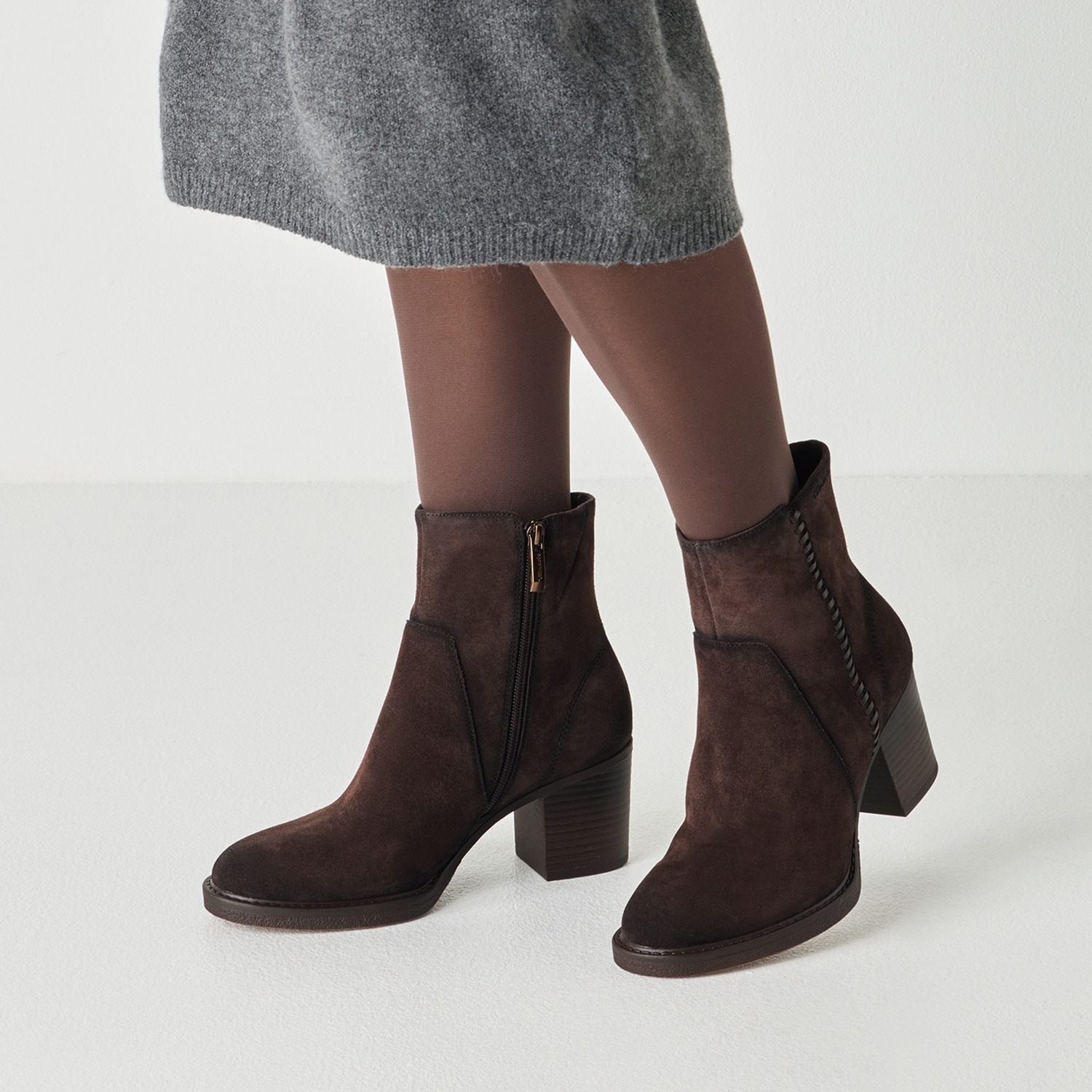 Tamaris Stiefelette  Blockabsatz, Ankleboots mit seitlicher Verzierung