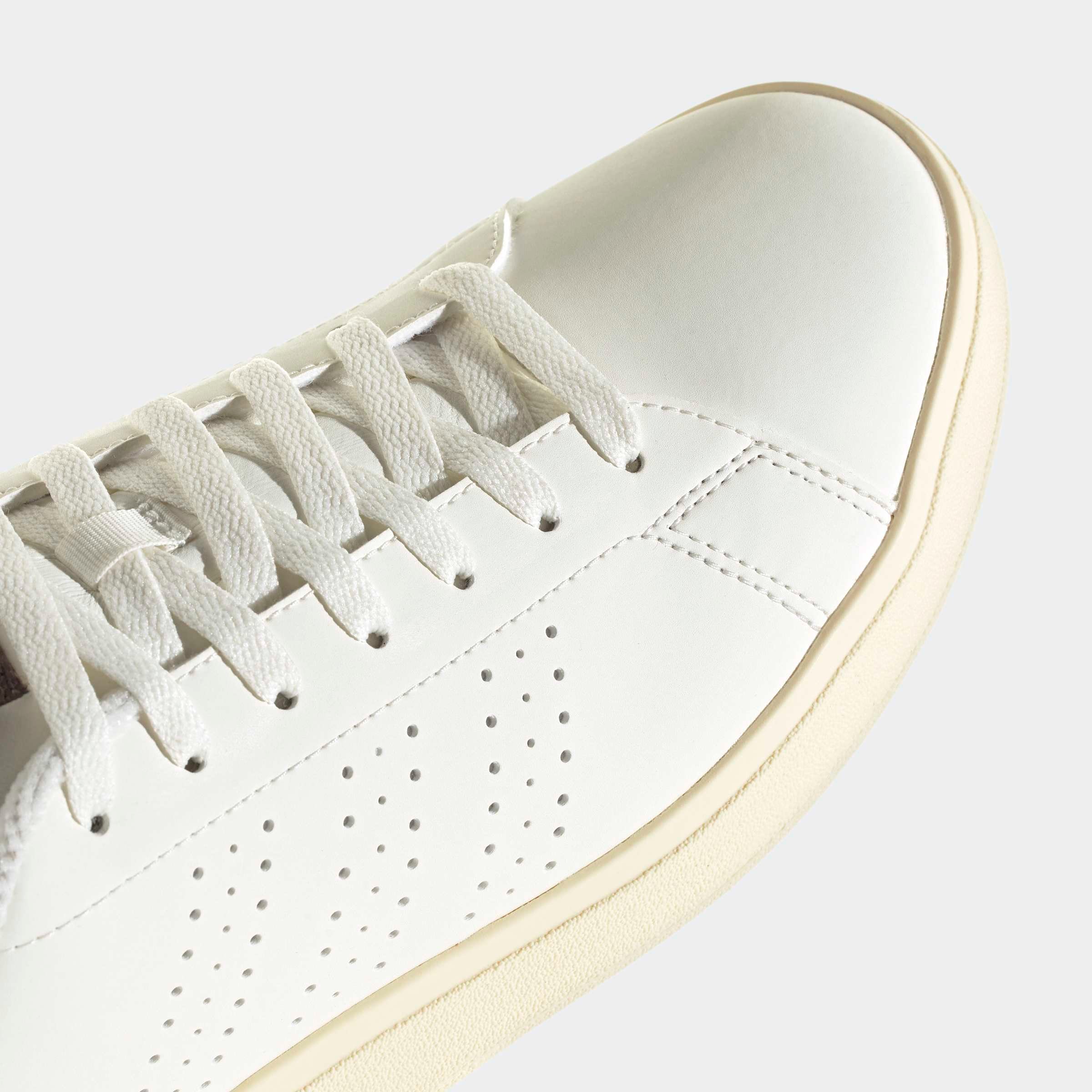 adidas Sportswear Sneaker »ADVANTAGE BASE 2.0«  inspiriert vom Design des adidas stan smith