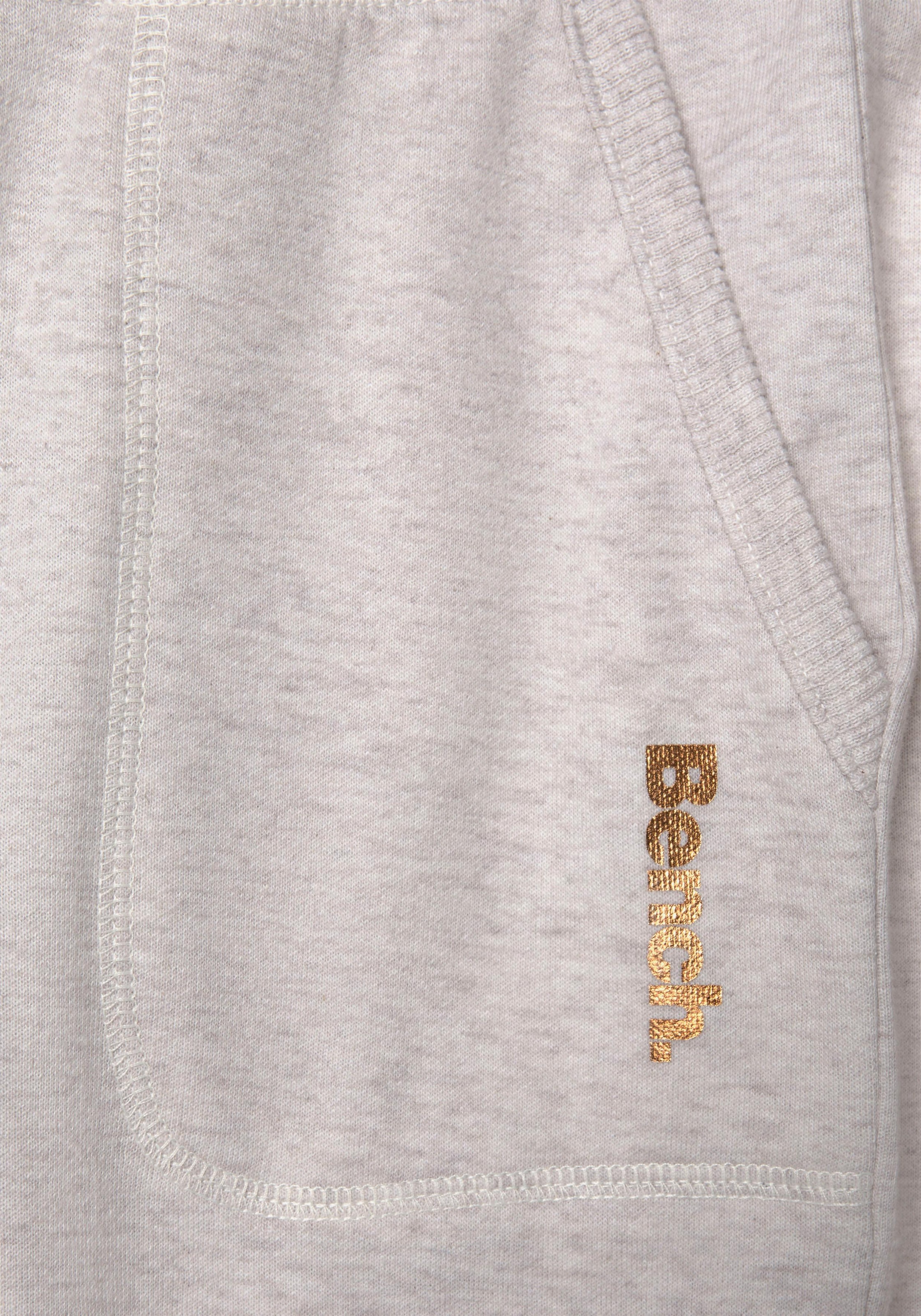 Bench. Loungewear Loungehose »-Sweathose«, mit kaufen Taschen, Online Loungeanzug Shop im OTTO aufgesetzten