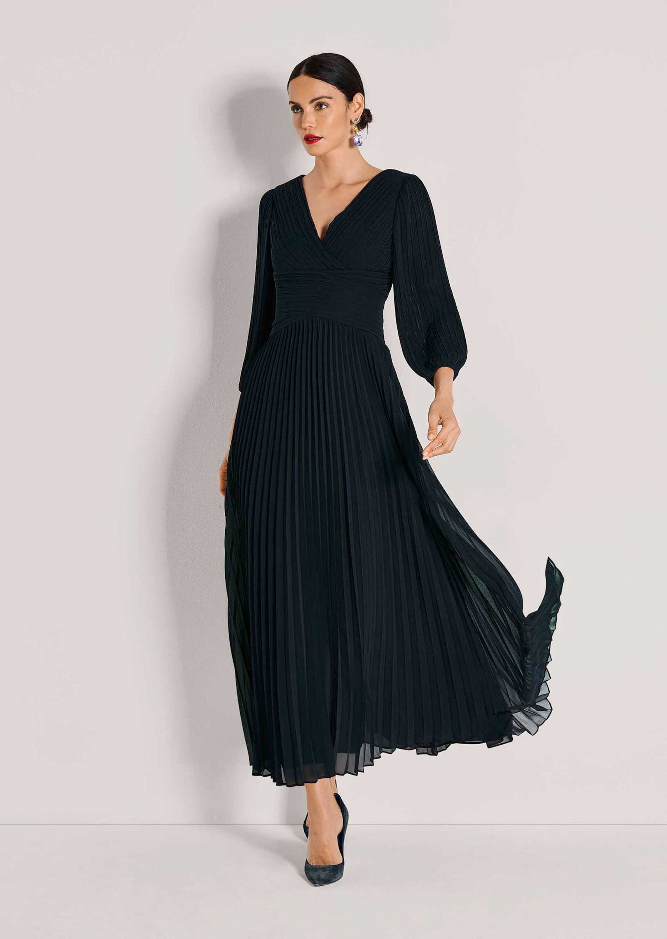 MADELEINE Plisseekleid »Abendkleid Chiffonkleid mit Wickel-Optik« Plissierter Chiffon