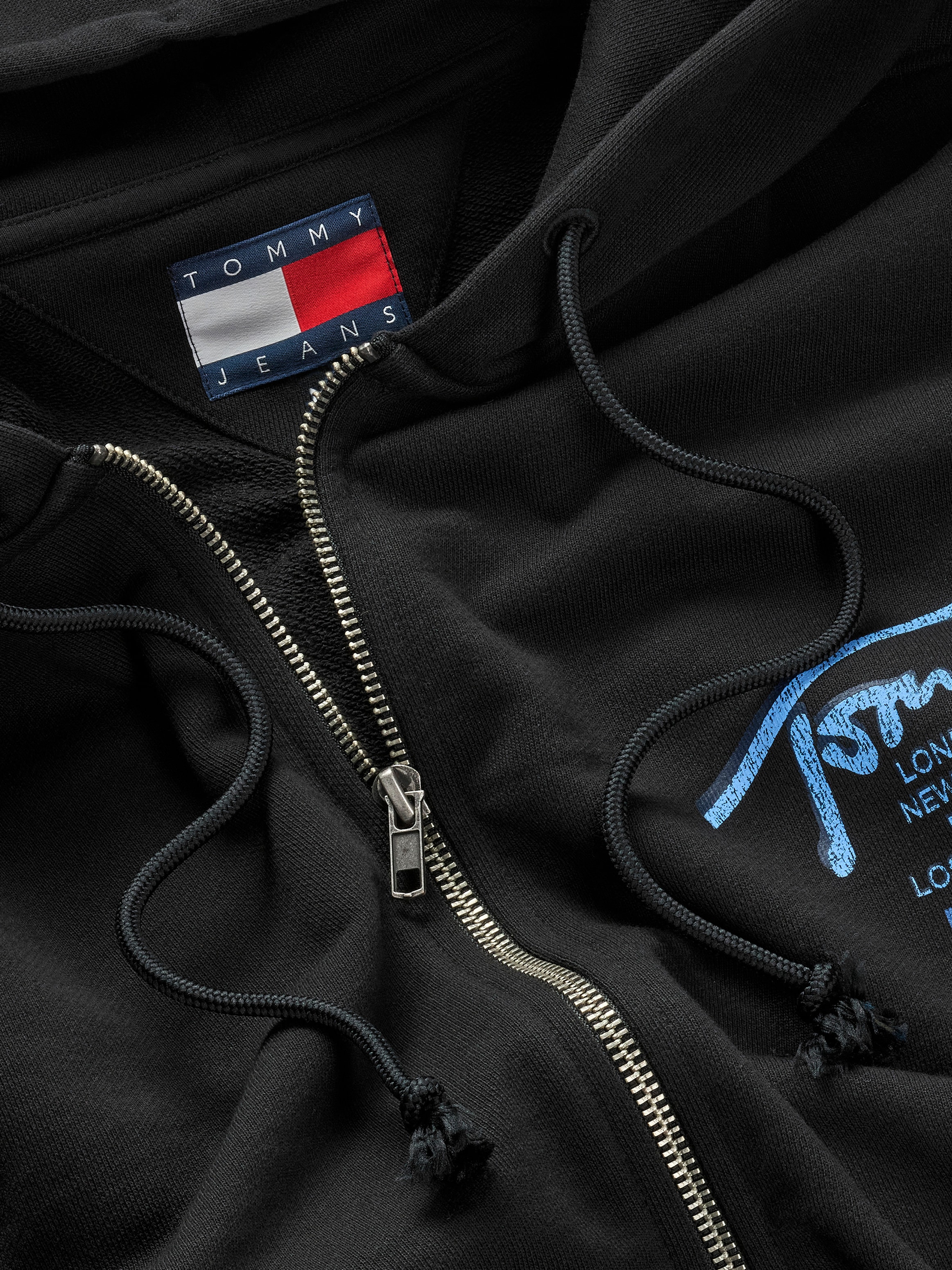 Tommy Jeans Sweatjacke »TJM REG SIG TWIST ZIPTHRU EXT«, mit großem Logo am Rücken