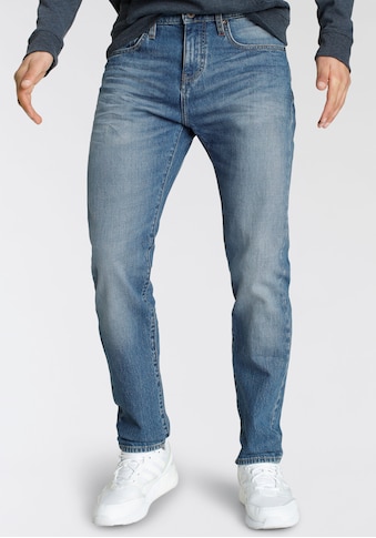 Tapered-fit-Jeans »LennoxAK«, Ökologische, wassersparende Produktion durch Ozon Wash