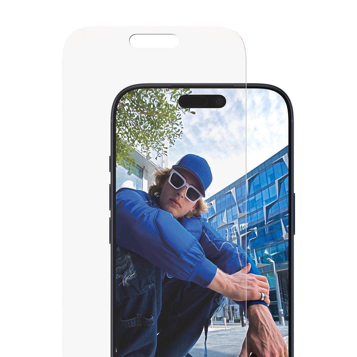 CARE by PanzerGlass Displayschutzglas »Classic Fit Screen Protector« für Apple iPhone 17 Pro Max Displayschutzfolie, Schutzfolie, Bildschirmschutz, kratz- & stoßfest