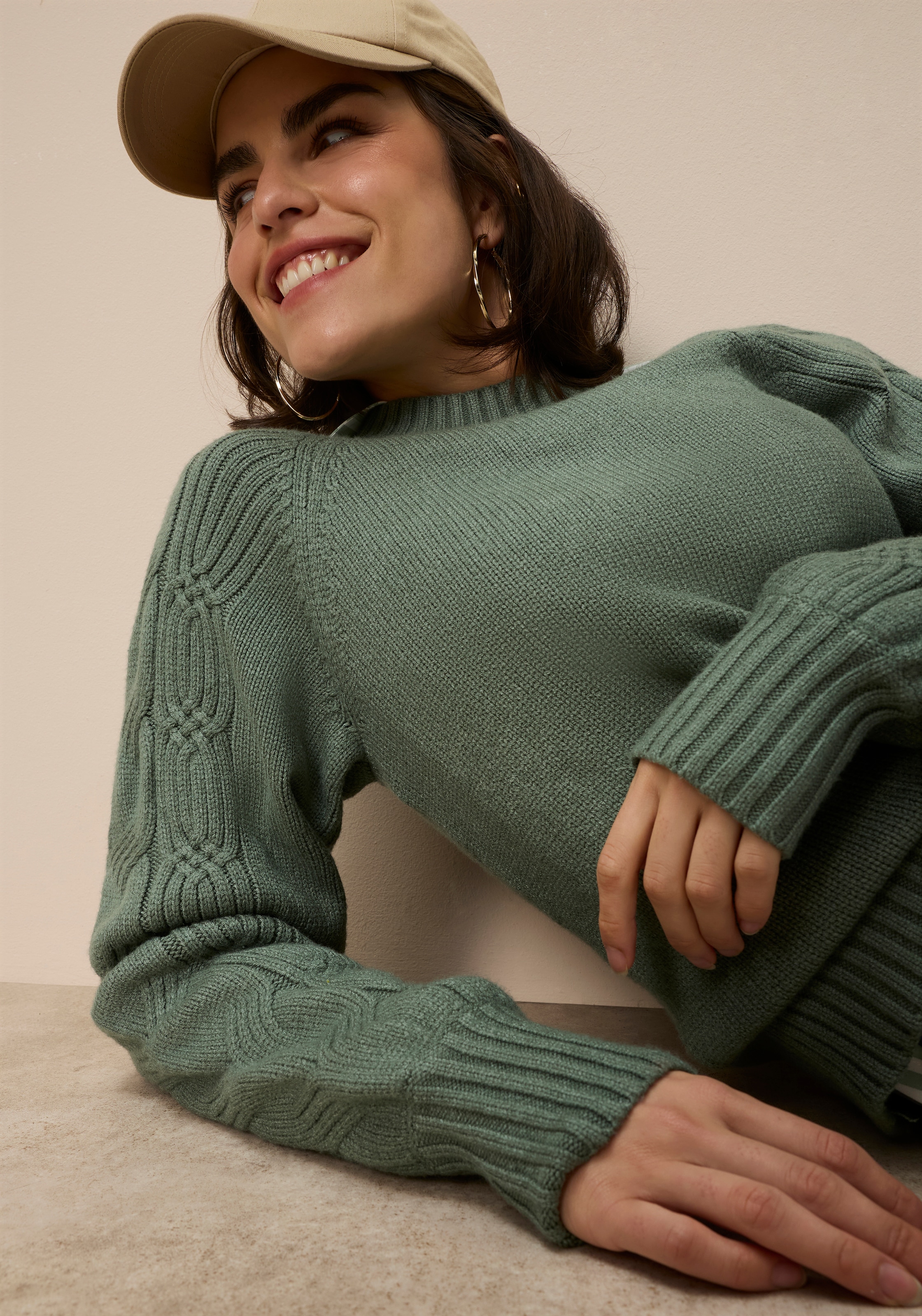 Tamaris Strickpullover mit Rundhals-Ausschnitt und Zopfmuster