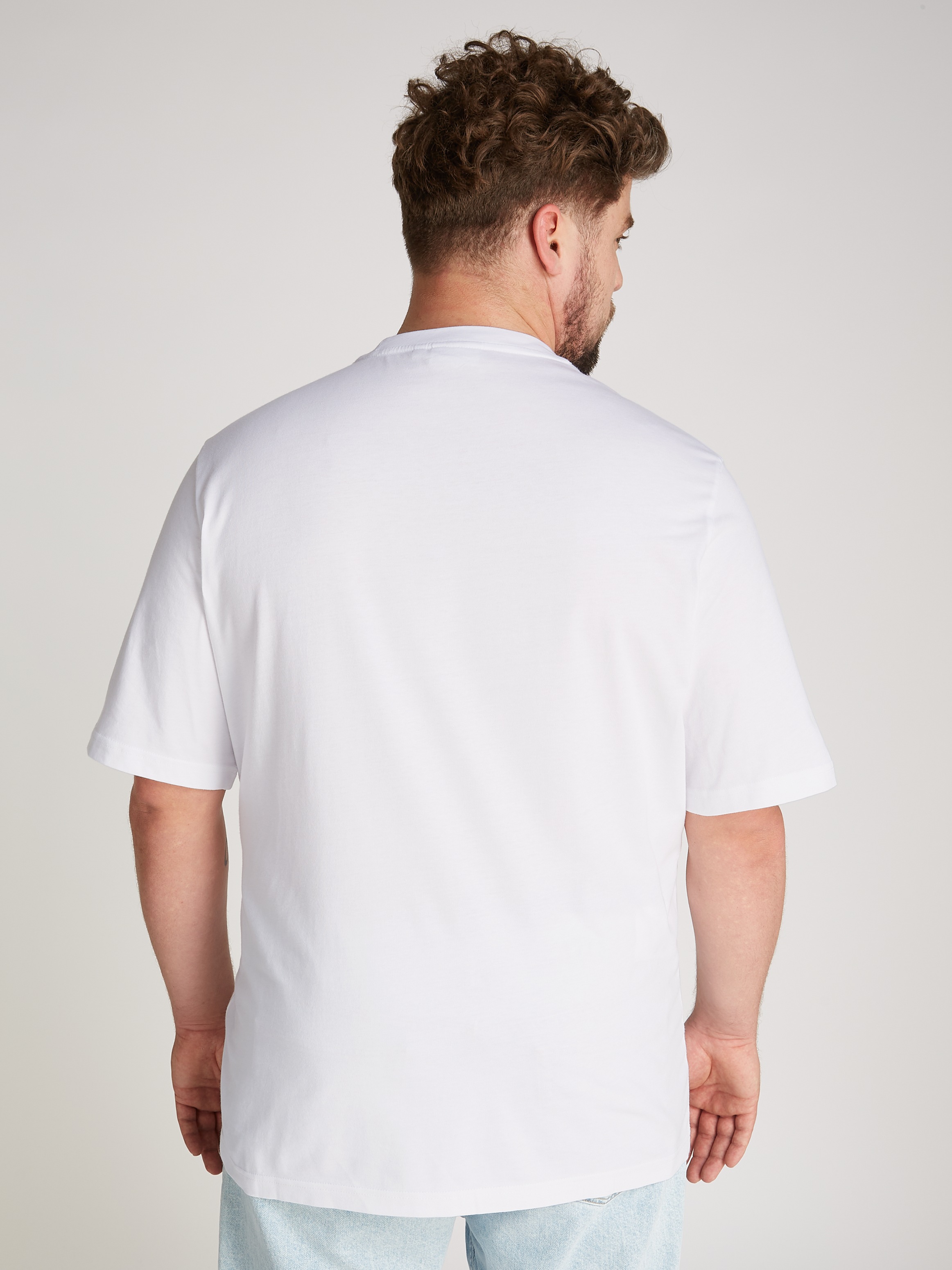 Calvin Klein Big&Tall T-Shirt »BT_OFF PLACEMENT LOGO T-SHIRT«, in großen Größen mit Markenlabel