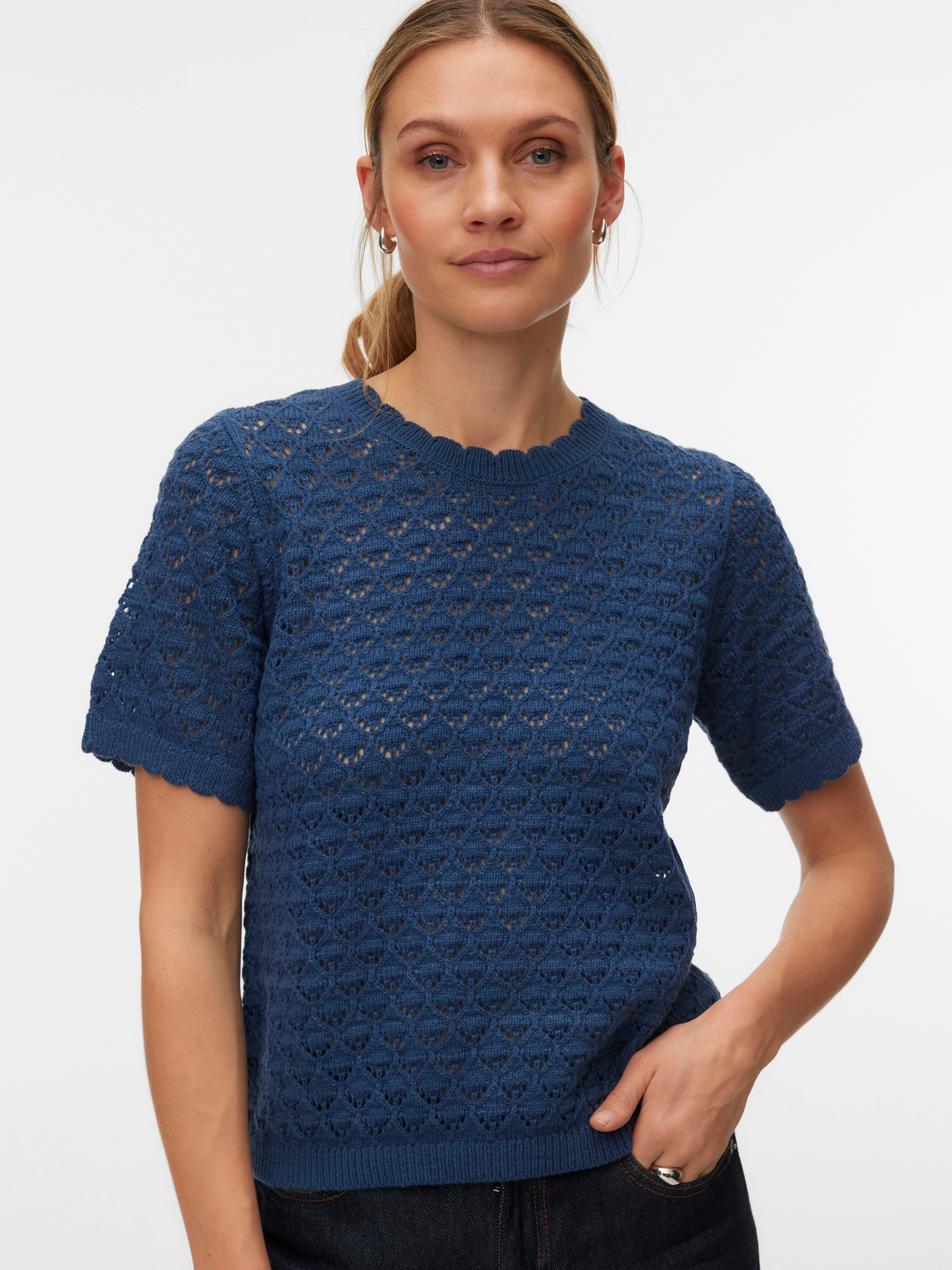Vero Moda Stricktop »VMJAQUELINE SS O-NECK TOP BOO« mit zartem Muster