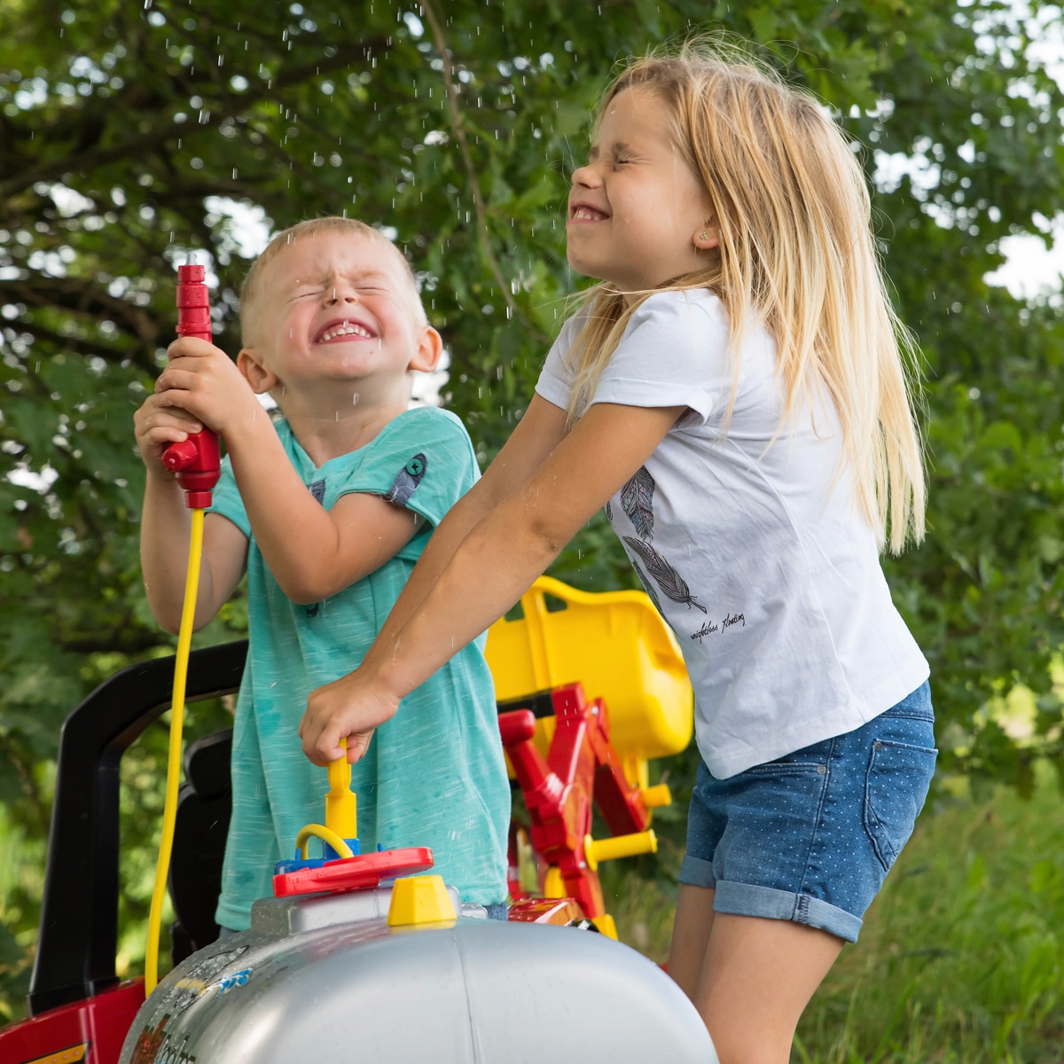 rolly toys® Kinderfahrzeug-Anhänger »Pompa«, Tanker für Trettraktoren