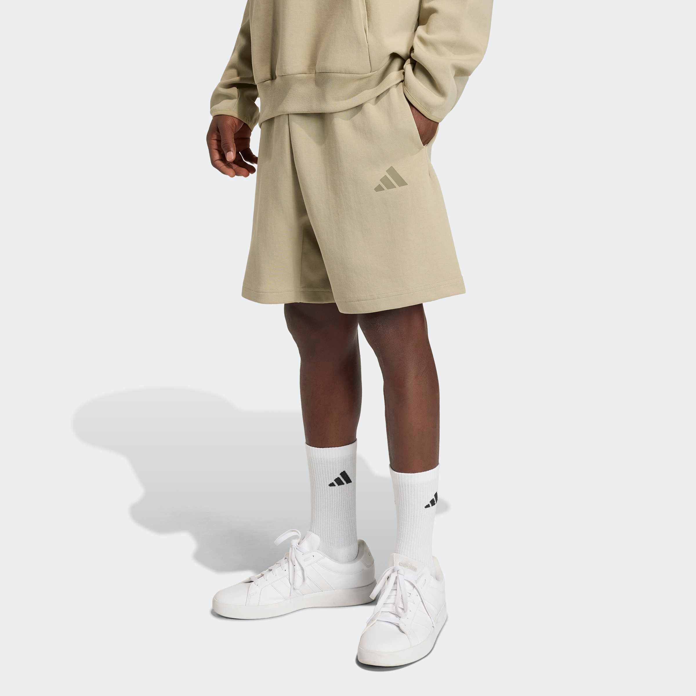 adidas Sportswear Shorts »FUTURE ICONS SMALL LOGO«