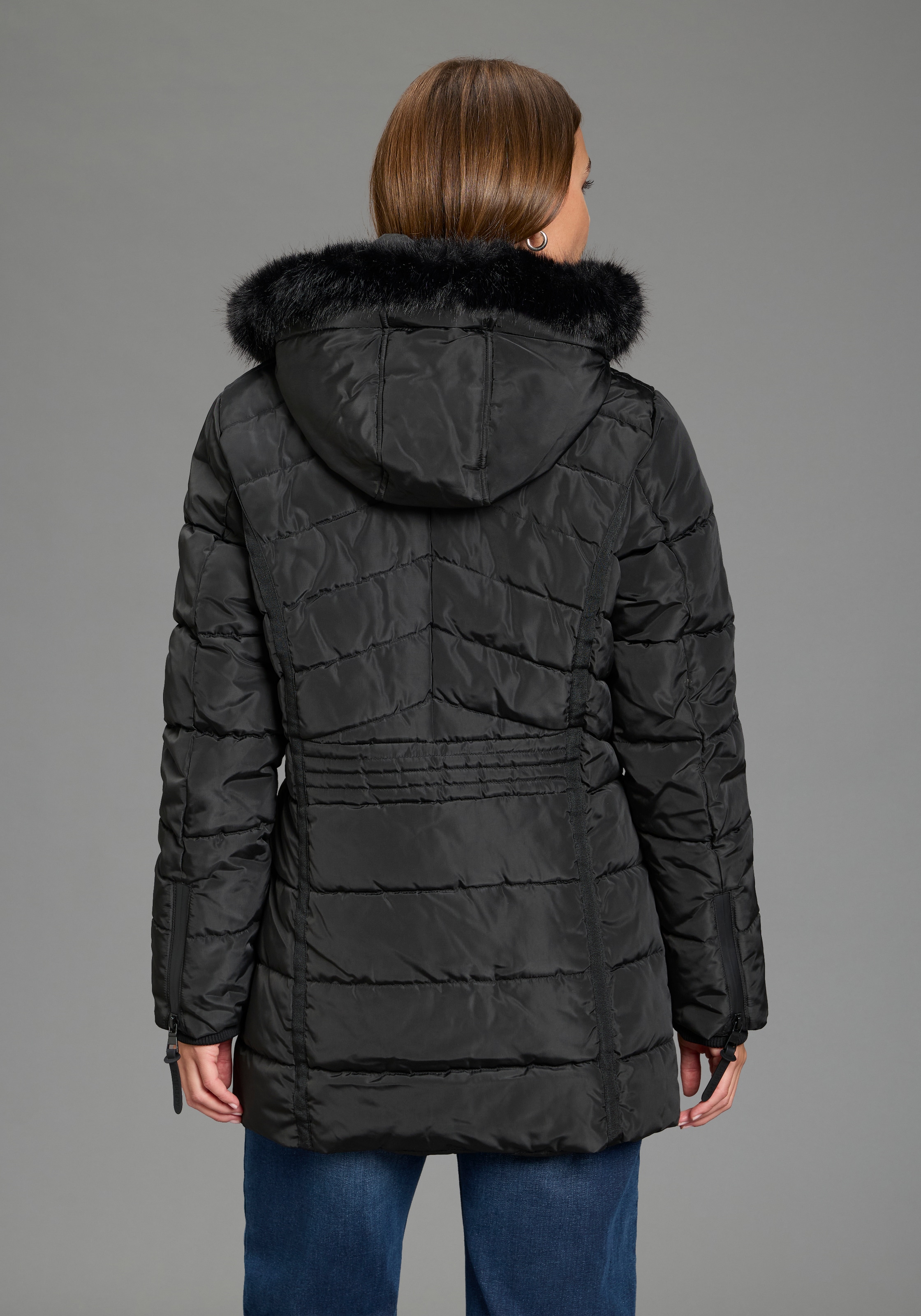 ALPENBLITZ Winterjacke »Pistenglück« mit Kapuze leichtes Webmaterial,  sportlicher Stil,  figurumspielender Schnitt