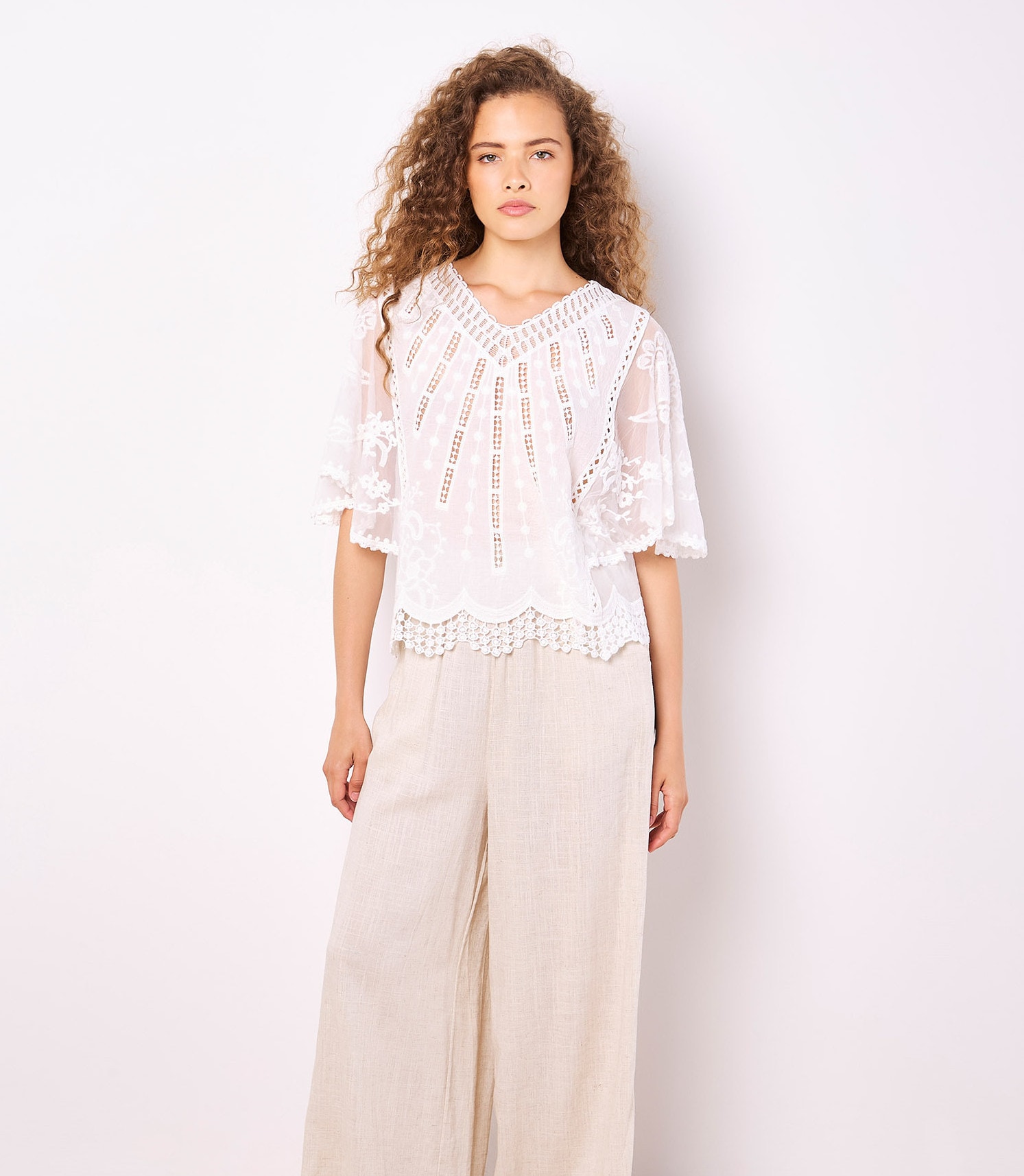 Apricot Shirtbluse »Baumwoll-Mesh-Top« mit Stickerei