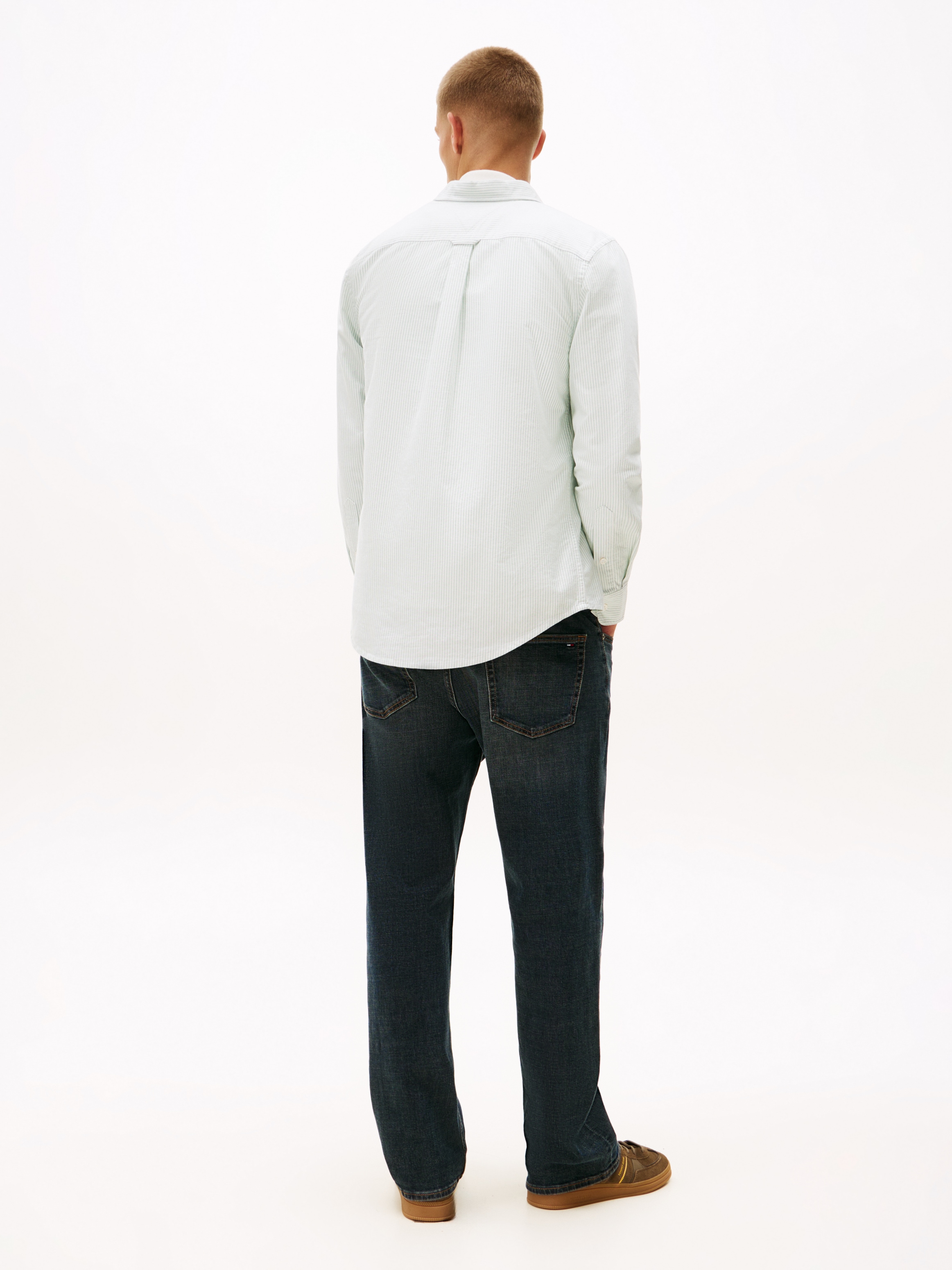 Tommy Jeans Langarmhemd »TJM SLIM STRIPE OXFORD SHIRT EXT«, Mit Button-Down-Kragen