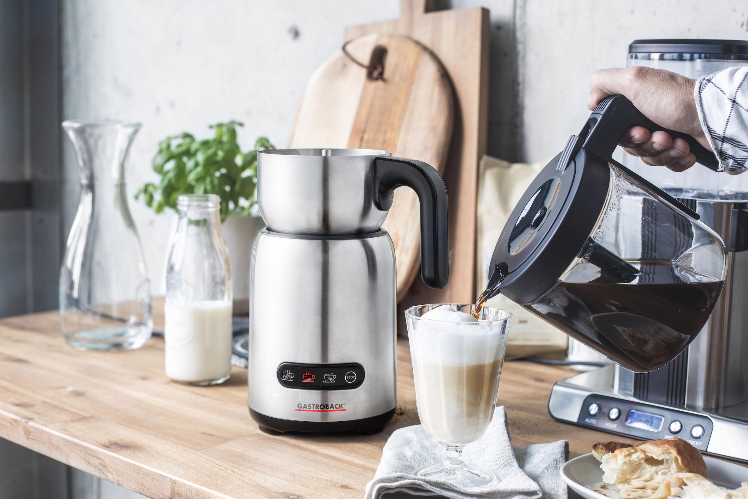 Gastroback Milchaufschäumer »Design Milk & Chocolate Advanced 42359« 650 W automatisch