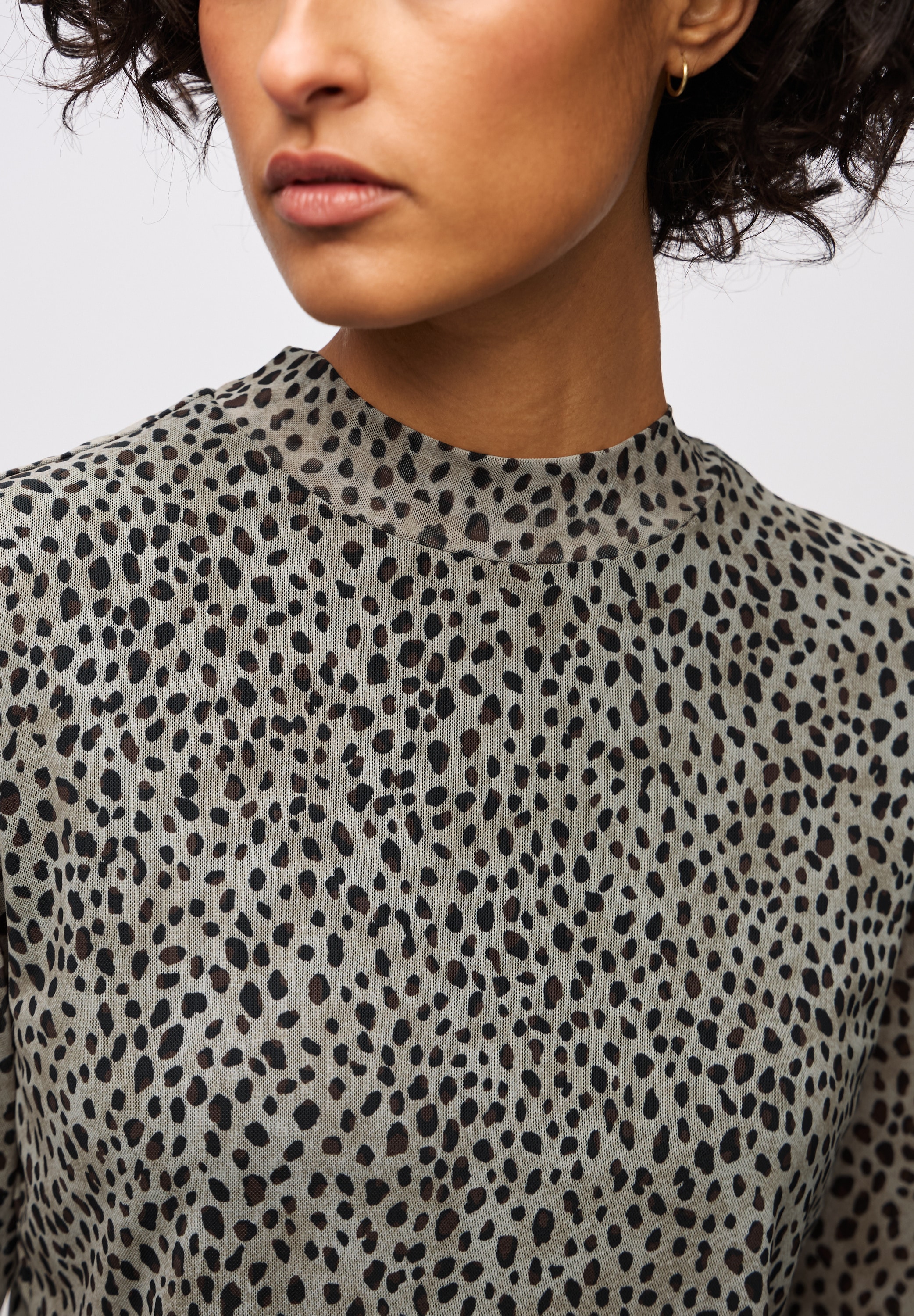 STREET ONE Langarmshirt in transparenter Mesh-Qualität und Leo-Muster